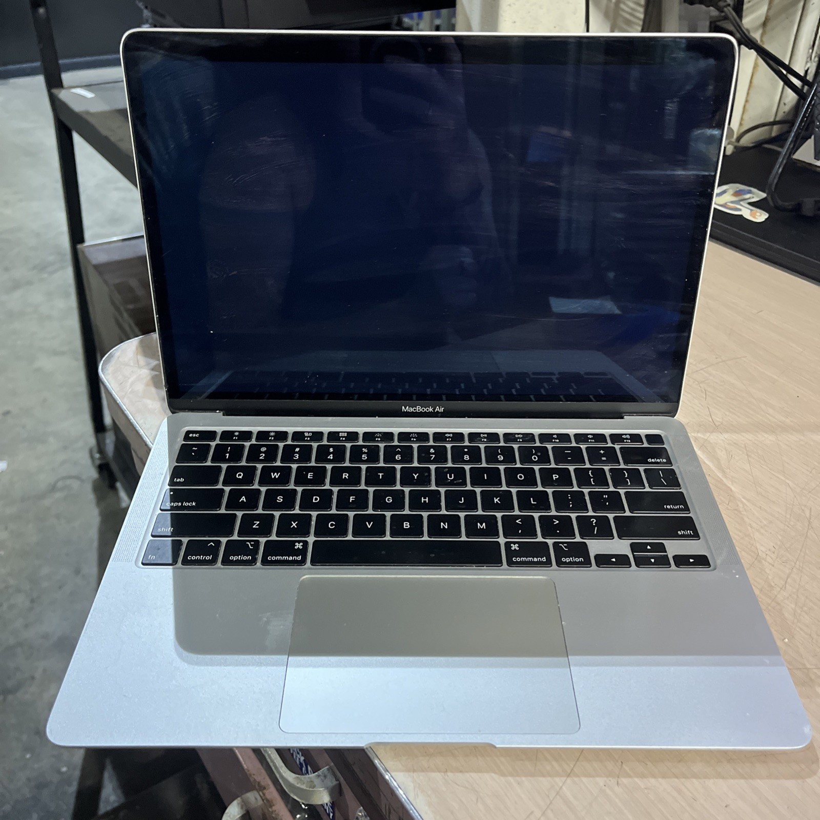 APPLE MACBOOK AIR 13″ SCISSOR, 2020 CORE I3-1000NG4 256SSD