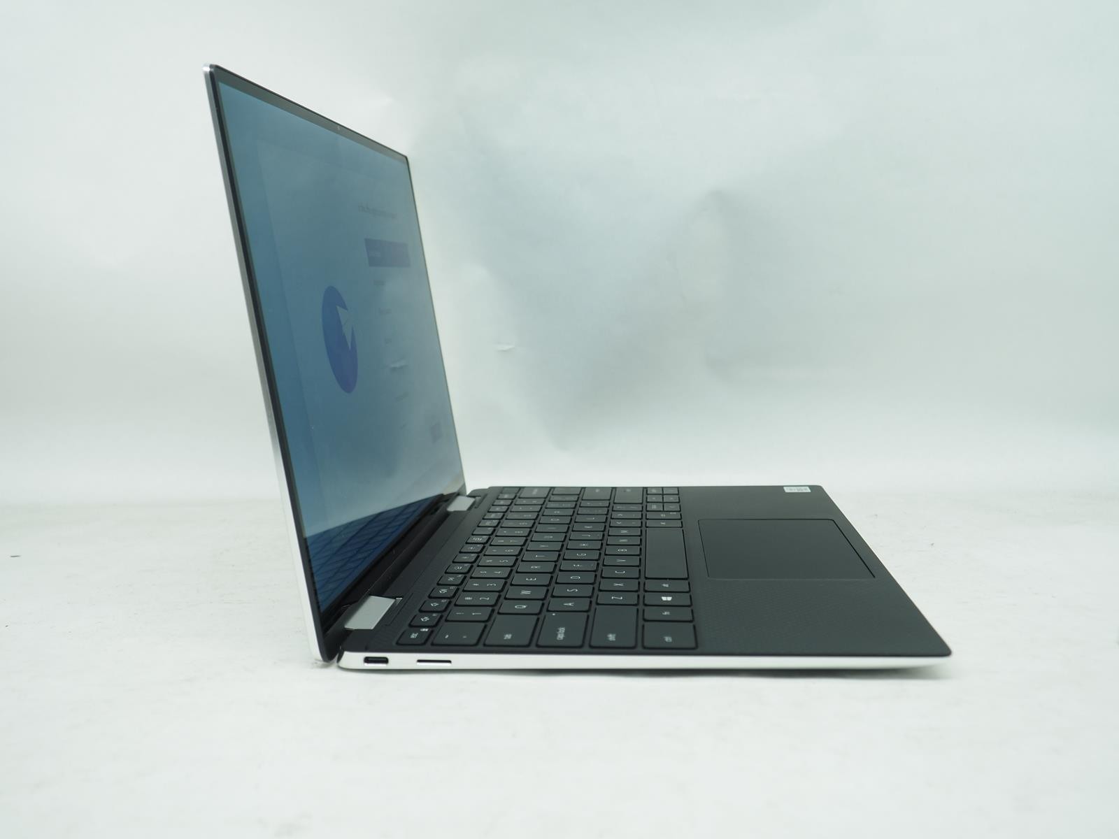 DELL XPS 13 7390 2-IN-1 Intel i7-1065G7 1.3GHz 16GB RAM 512GB No Adapter Grade A