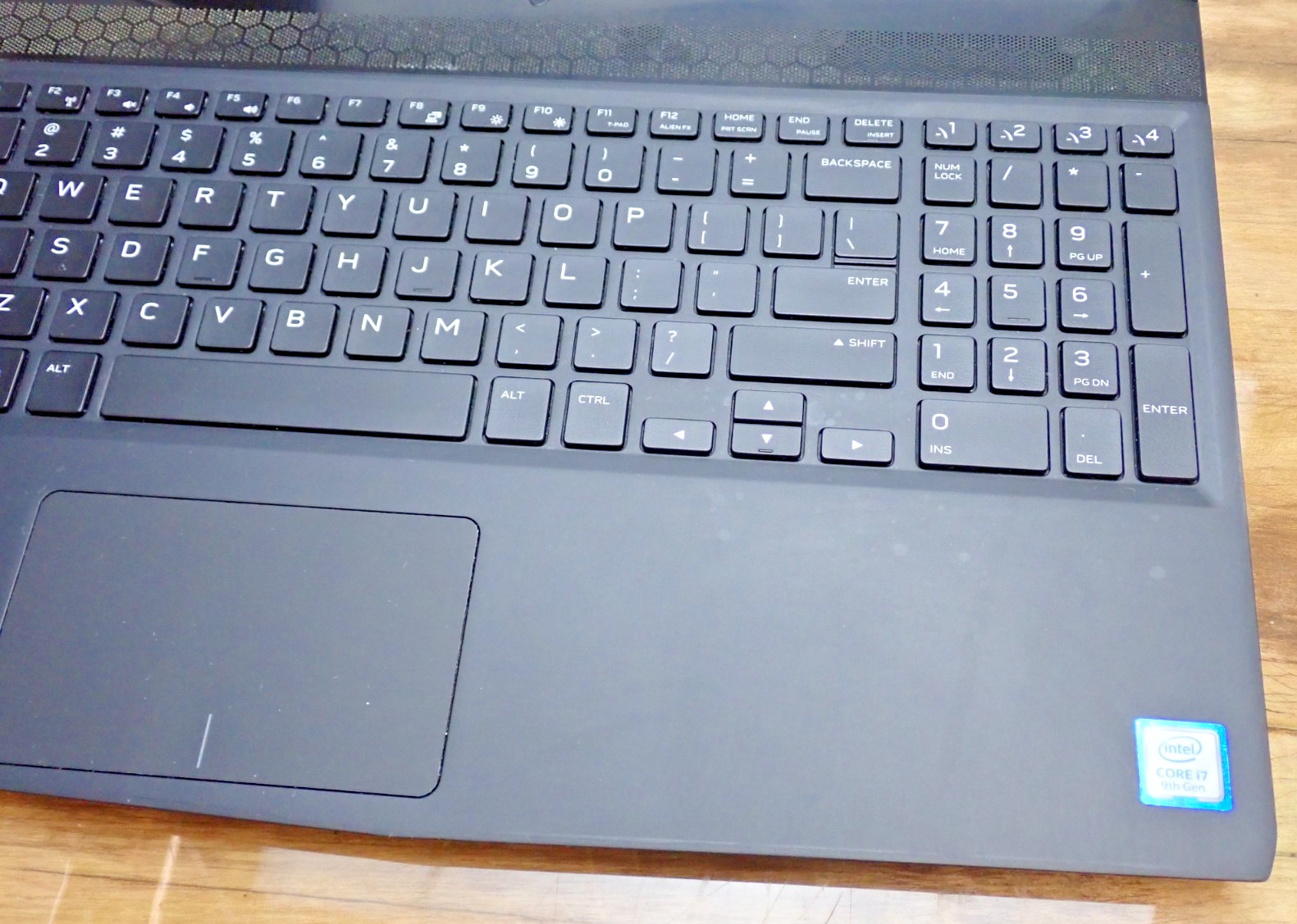 Alienware M15 15.6″ Intel i7-9750H 8GB RAM NVIDIA RTX 2070 NO SSD/OS/BATTERY