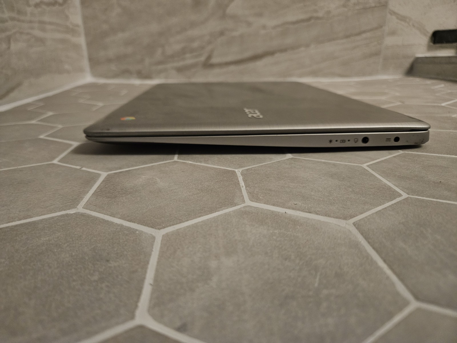 Acer Chromebook CB3-431 14″ 4gb Ram 16gb Storage (READ DESC)