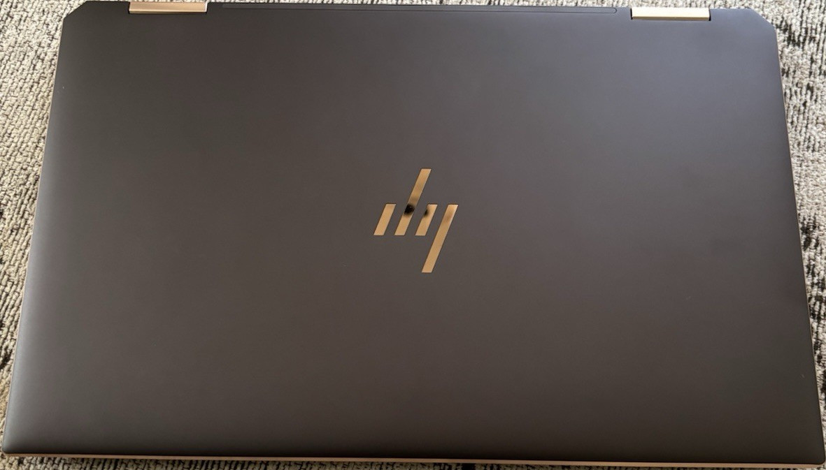 HP Spectre x360 13-13.9in i5 8GB 512GB SSD Win 2-in-1 Black/Gold slight use