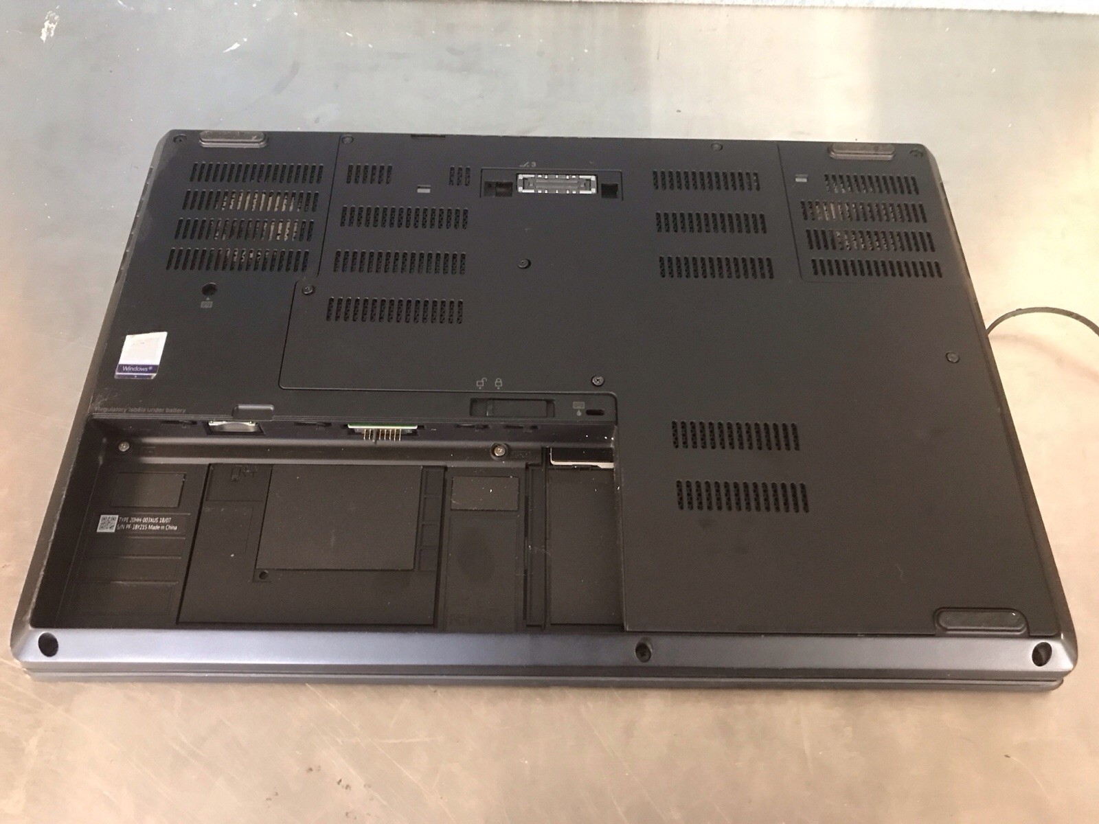 LENOVO THINKPAD P51 Xeon E3-1505M 16 GB RAM v6