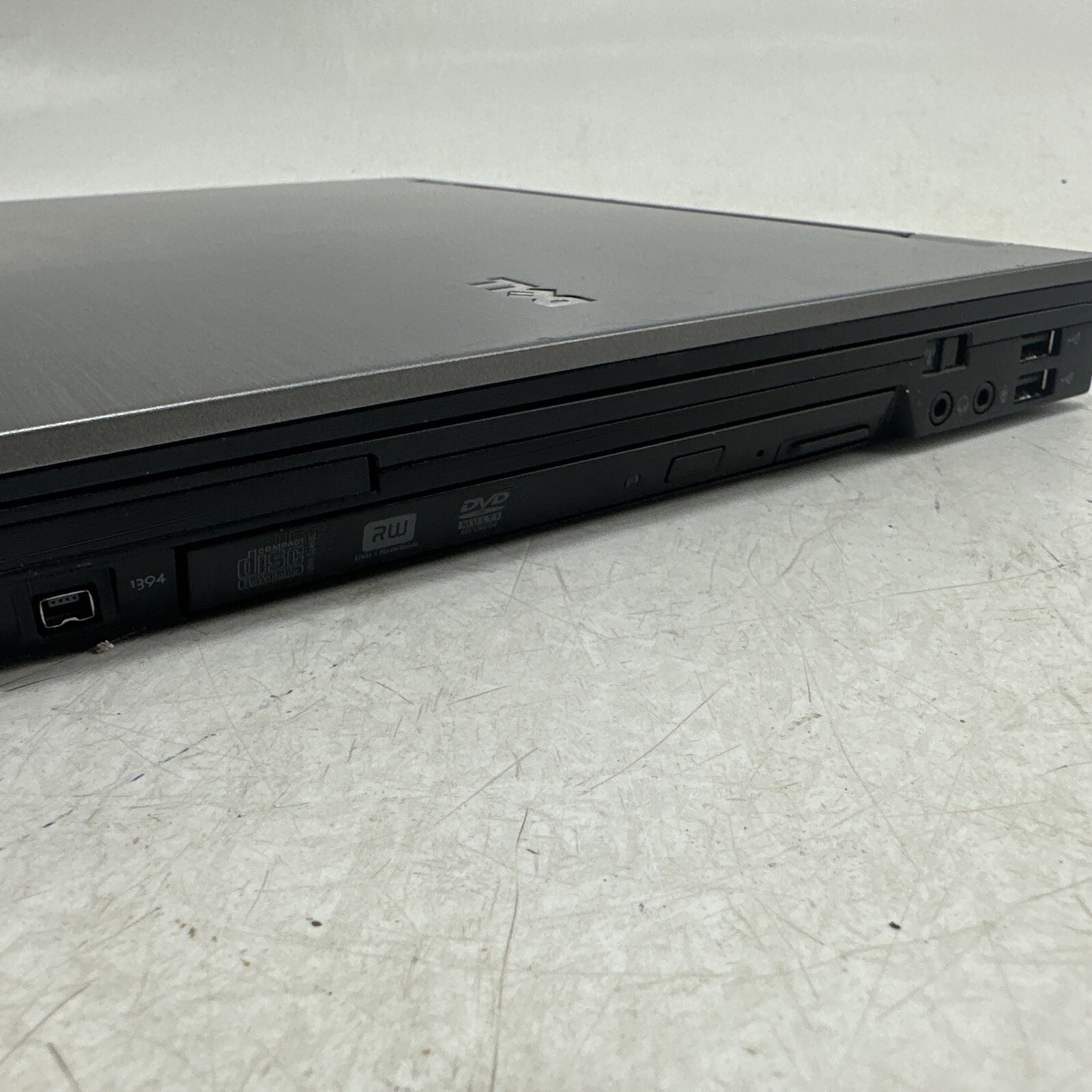 DELL LATITUDE E6410 CORE I5 M520 @ 2.40GHz 4GB RAM NO Hard Drive