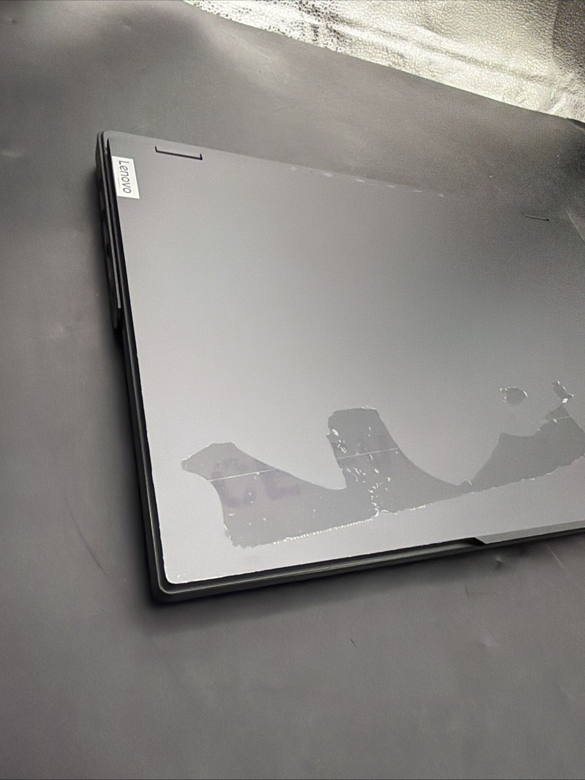 2024 Lenovo Legion Pro 7 16IRX8H 16″ (i9-13th @5.40GHz, 32GB RAM, 2TB SSD, 4090)