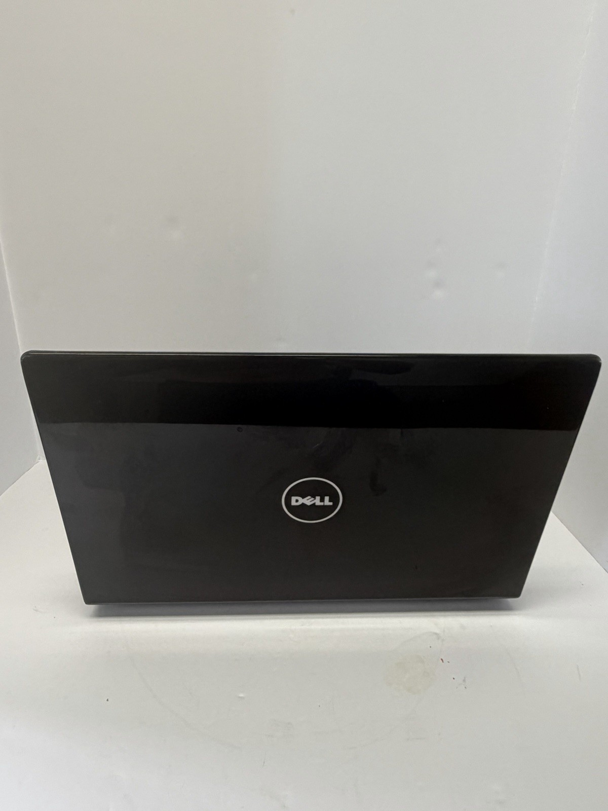 Dell Studio 1555 Laptop 15.6″ Core 2 Duo T6500 2.10Ghz w/4GB Ram,320GB HD, NO OS