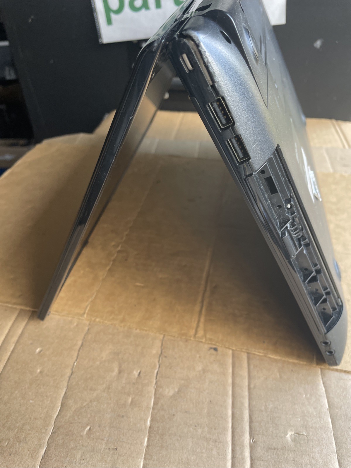 Samsung 365E Laptop NP365E5C-S03US *FOR PARTS*