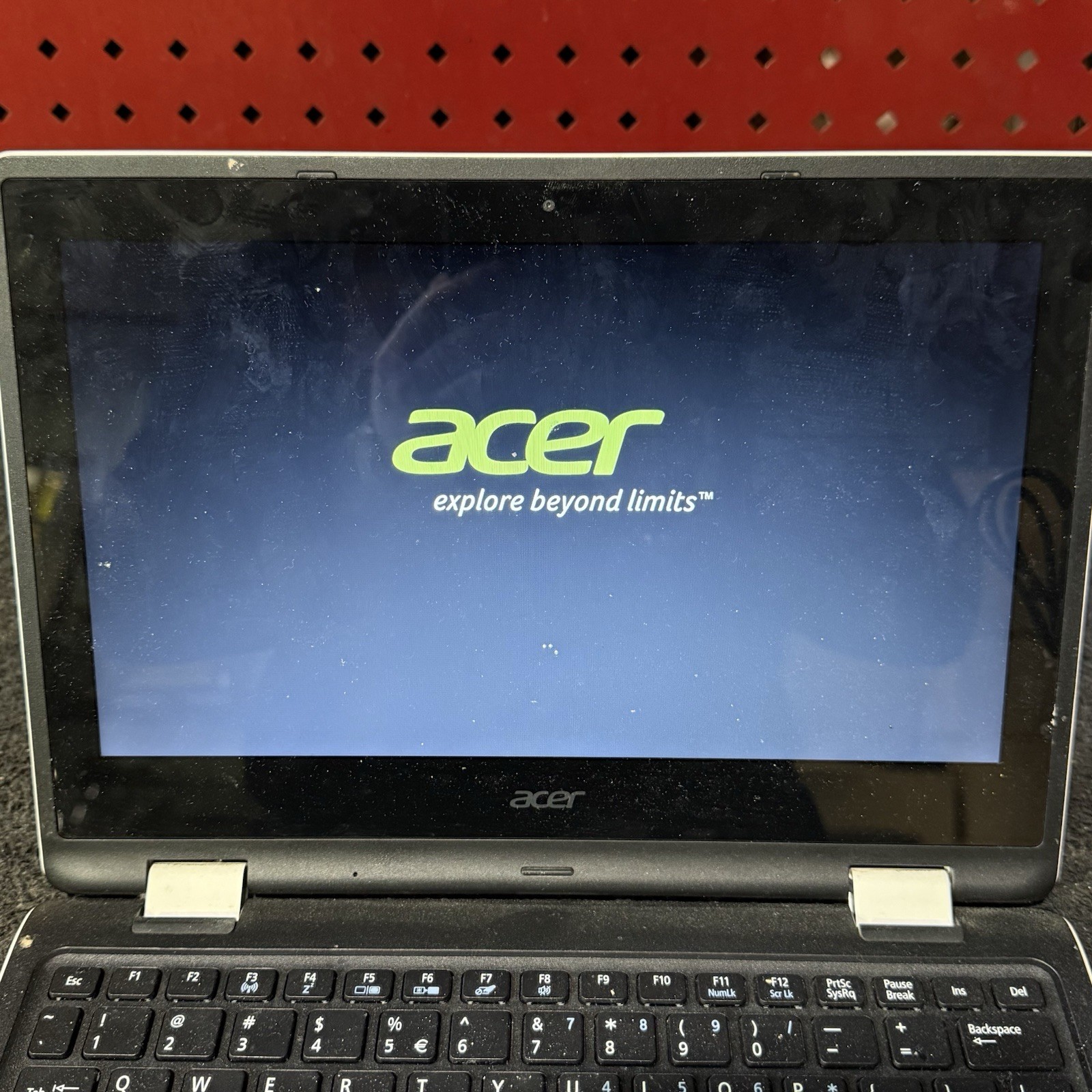 Acer Aspire 11.6″ Touch Screen R3 Series Model N15W5 Note Book Laptop White