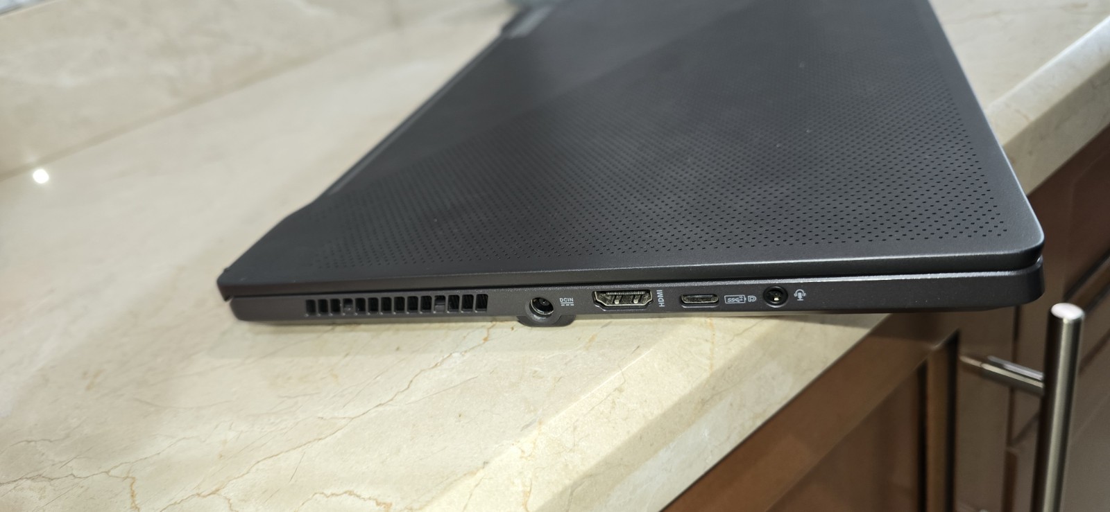 ASUS G14 GA401Q 14″ Gaming Laptop