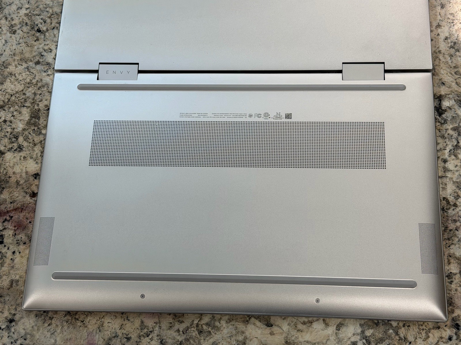 HP Envy x360 2-in-1 15.6” FHD TouchScreen Intel i5-1155G7 20GB RAM 256GB SSD
