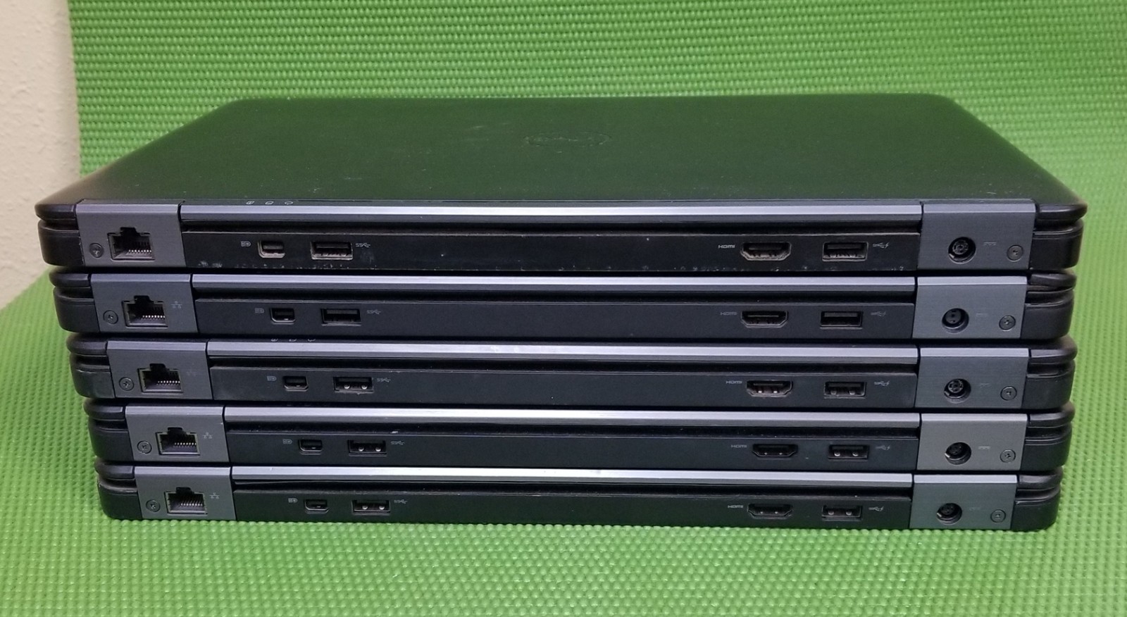 Lot of 5 Dell Latitude E7450 i7-5600U 2.6GHz 8GB 14″ No HDD/SSD/OS