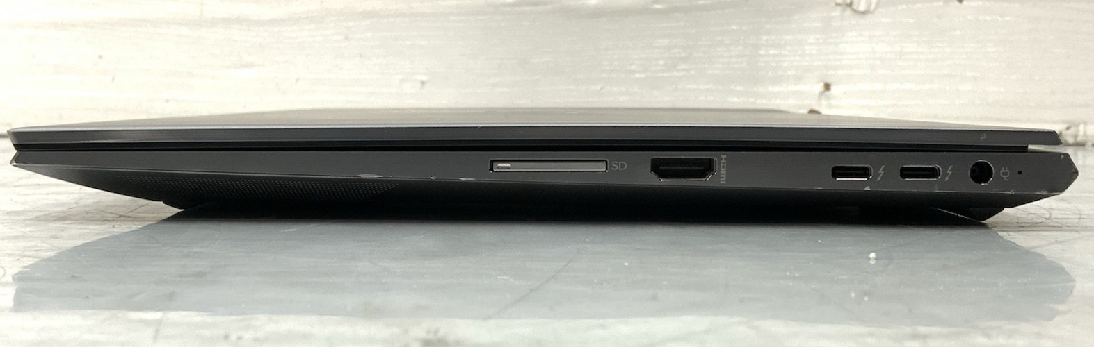 HP ZBook Studio G7 | Intel i7-10850H 512GB NVMe 32GB DDR4 Quadro T2000 W10P