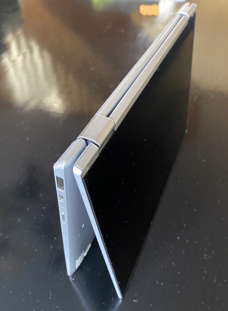 Lenovo Yoga 710-11IKB Flip design – Intel Core i5 7th Gen 11.6″ IPS Touchscreen