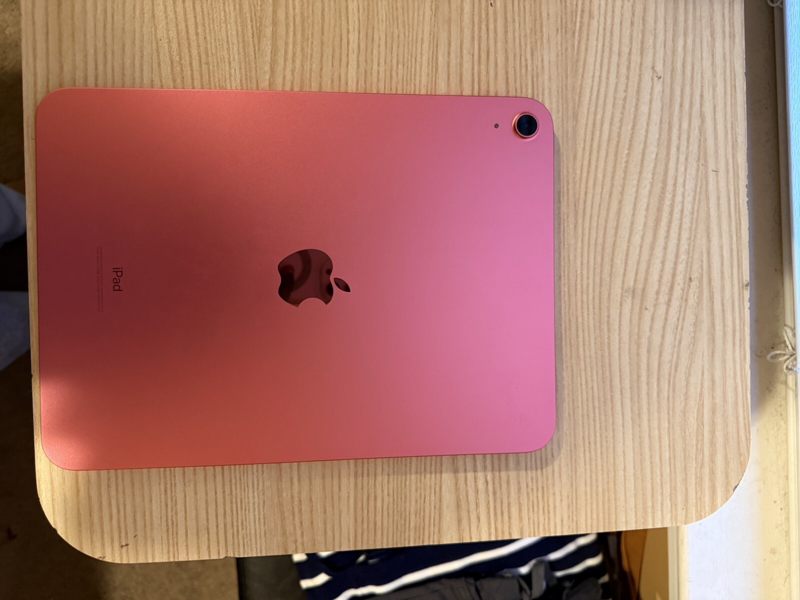 Apple iPad 10.9-inch 2022 Wi-Fi, 64GB, Pink, 10th Generation (With TikTok)