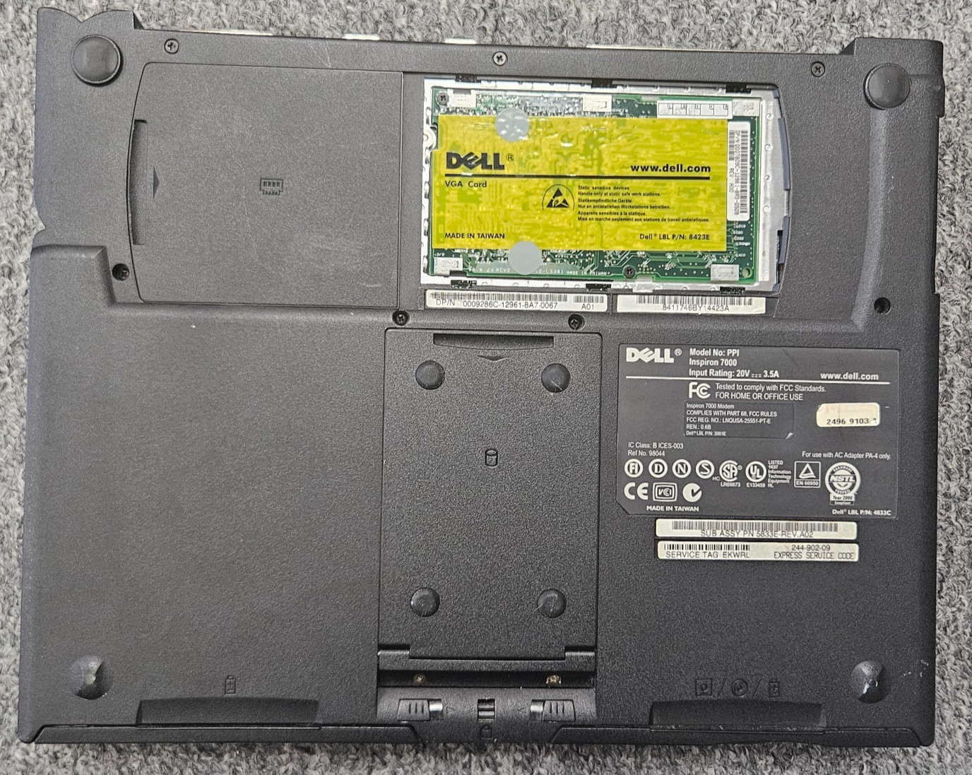 Vintage Dell Inspiron 7000 Laptop