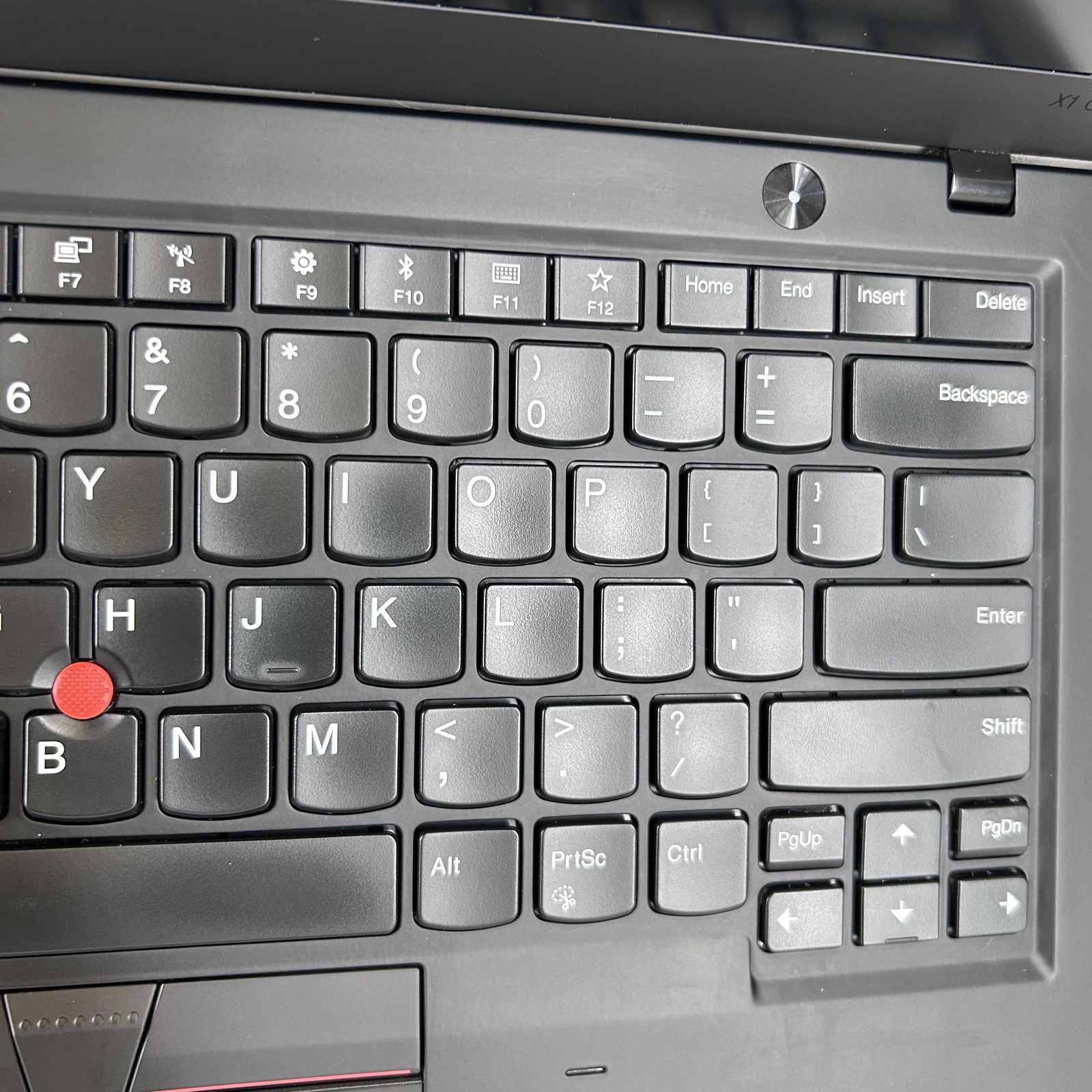 Lenovo ThinkPad X1 Carbon Gen 6 14 2K i7-8650U 1.90GHz 16GB 512GB BAD USB PORT