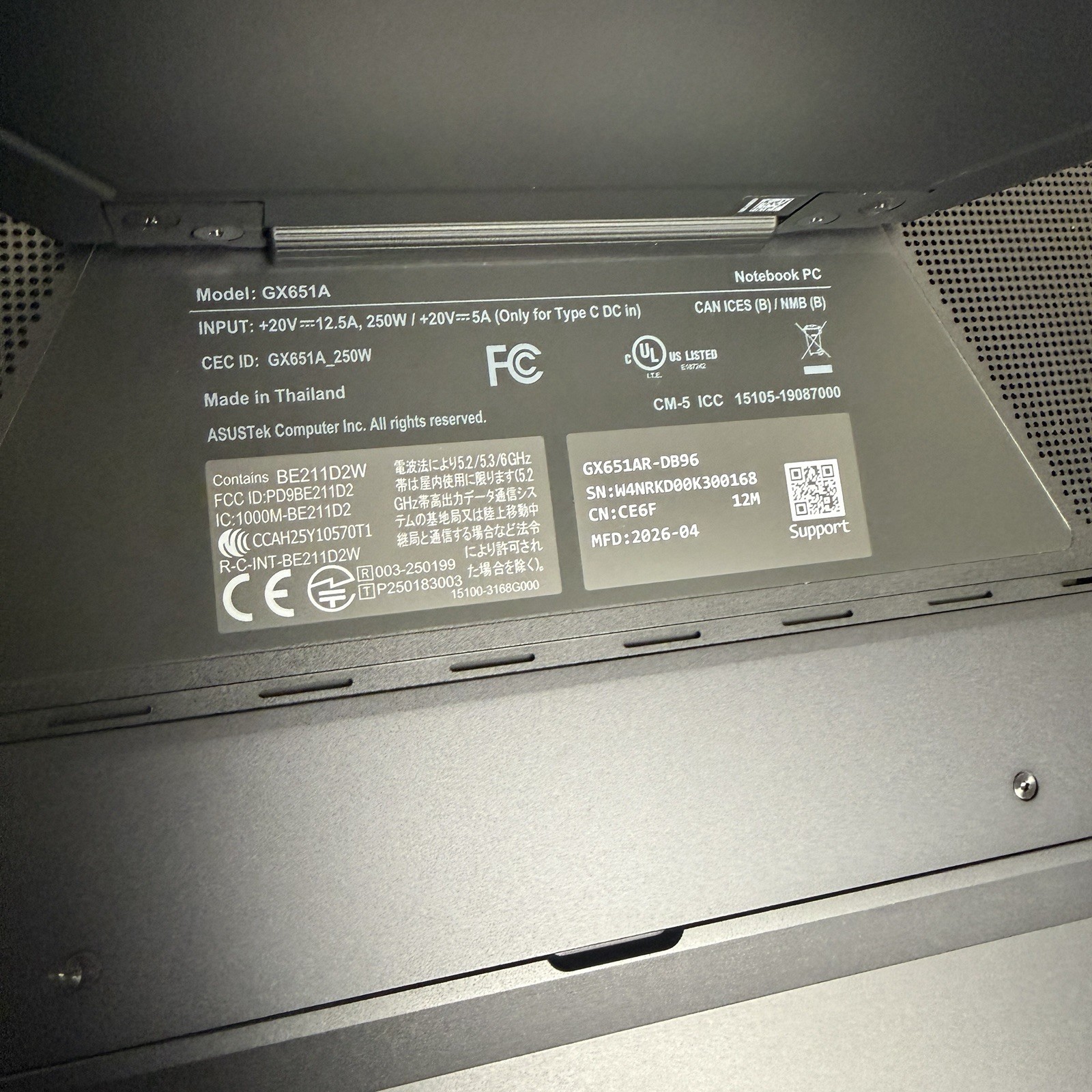 ASUS ROG Zephyrus Duo 16 Dual Touch 16″ Ultra 9 386H 32GB RAM 1TB SSD RTX 5070Ti
