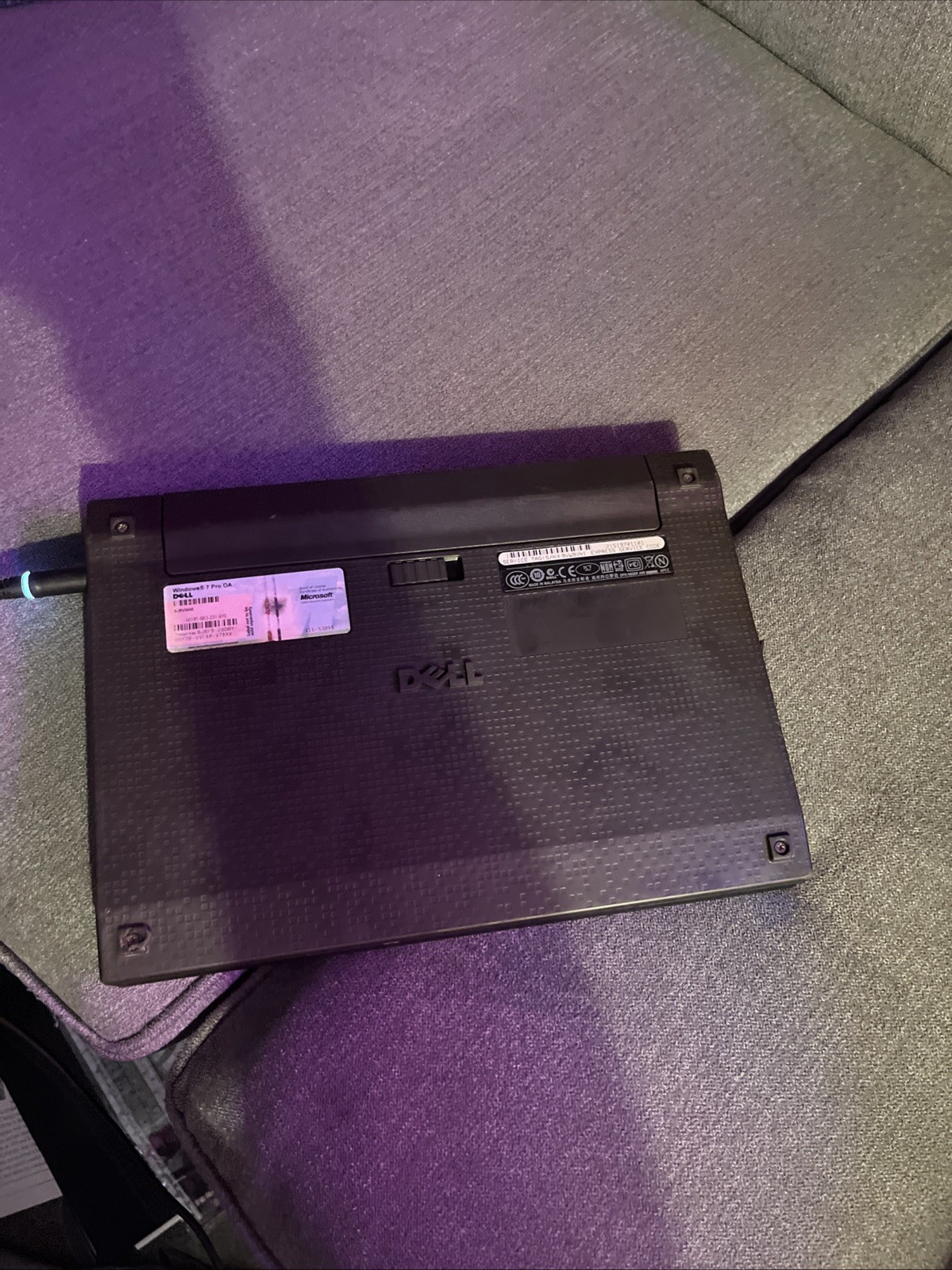 Dell Latitude 2100 Intel Atom N270 1.60GHz 2GB RAM Windows 7