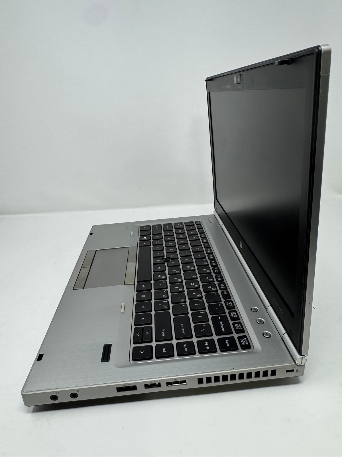 Hewlett-Packard HP EliteBook 8460p i5-2540M 4GB No HD