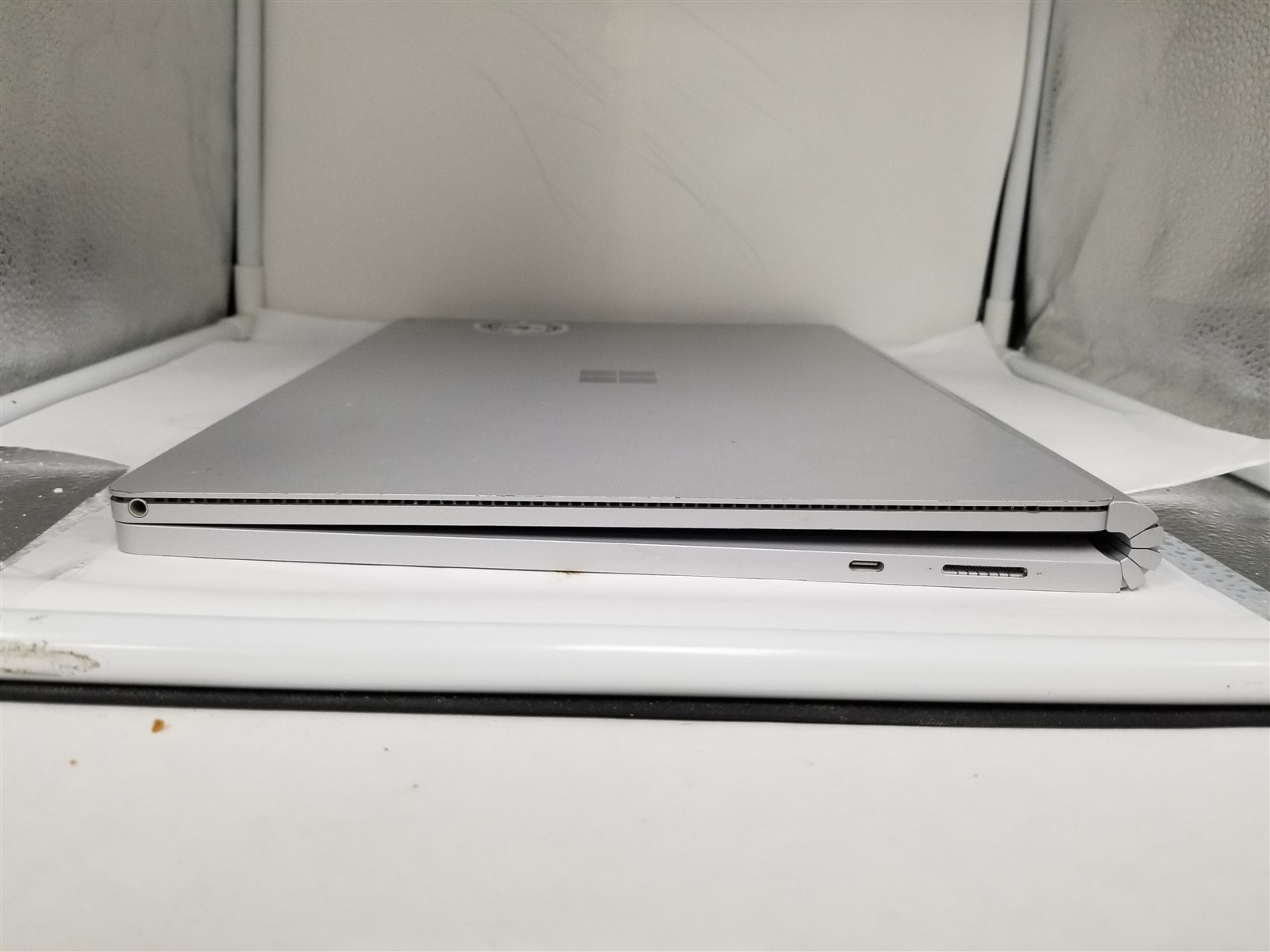 Microsoft Surface Book 2 Core i7 15″ 16GB/256GB Silver See Details VD6247
