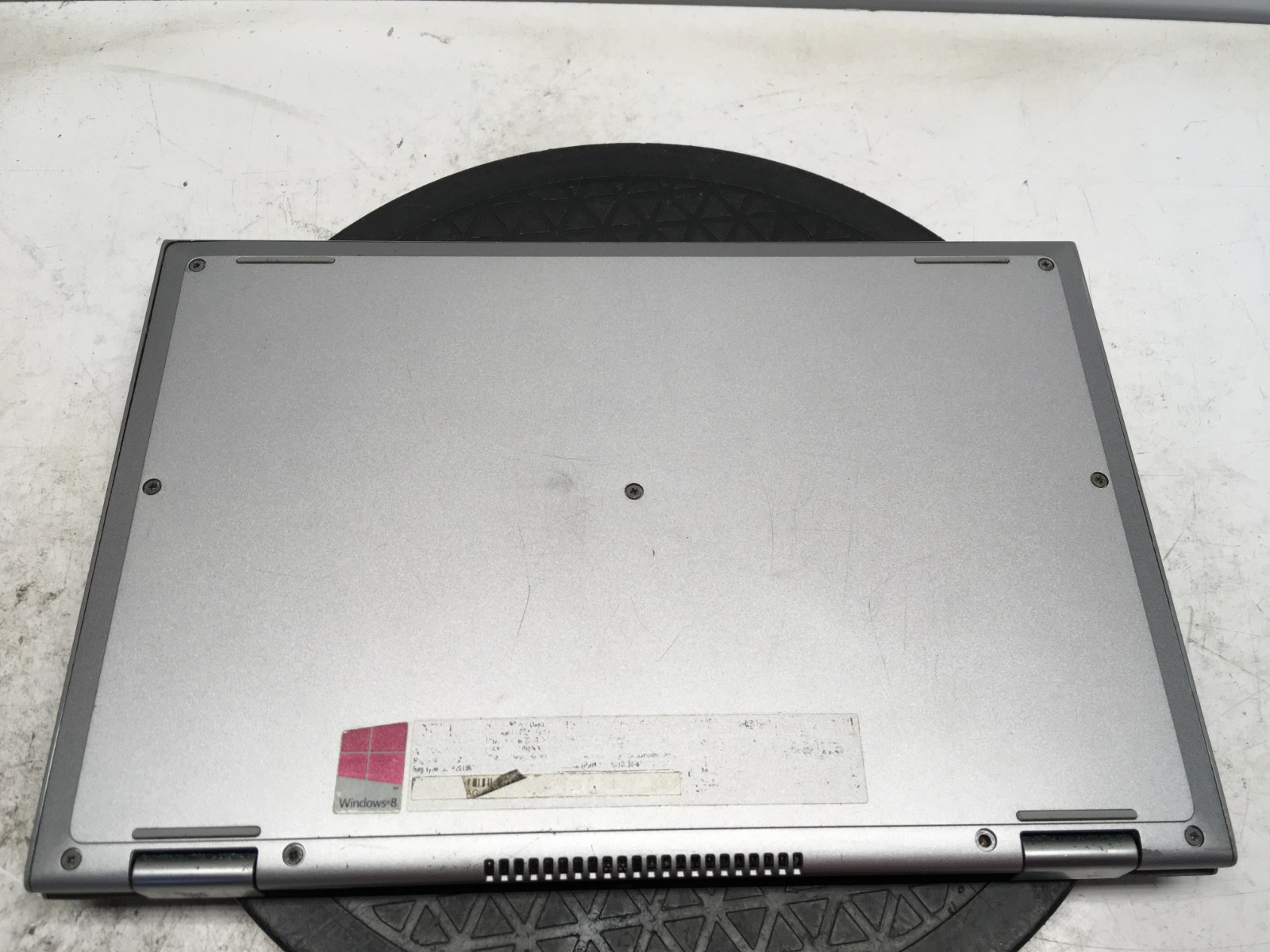 Dell Inspiron 11-3147 Intel Pentium N3530 2.16GHz 4 GB NO HDD – Dead Keyboard