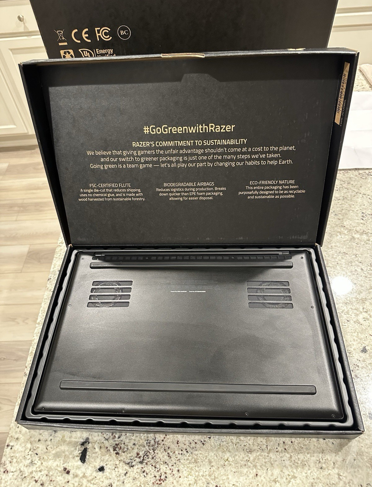 Razer Blade 15 Advanced 15.6″ 4K Touch i9-11900H 32GB 1TB RTX 3080