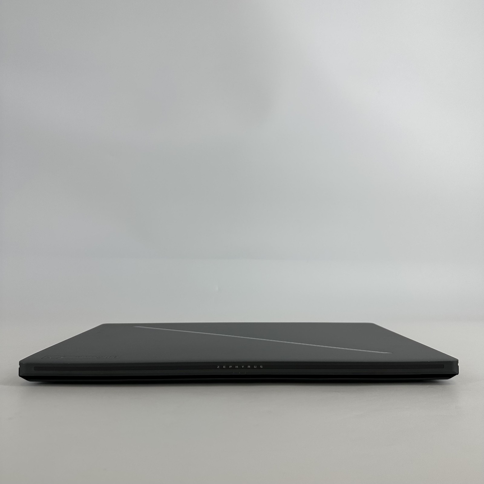 Asus ROG Zephyrus G16 GU605 QHD+ 2.5 GHz Ultra 9 185H 32GB 2TB SSD RTX 4080