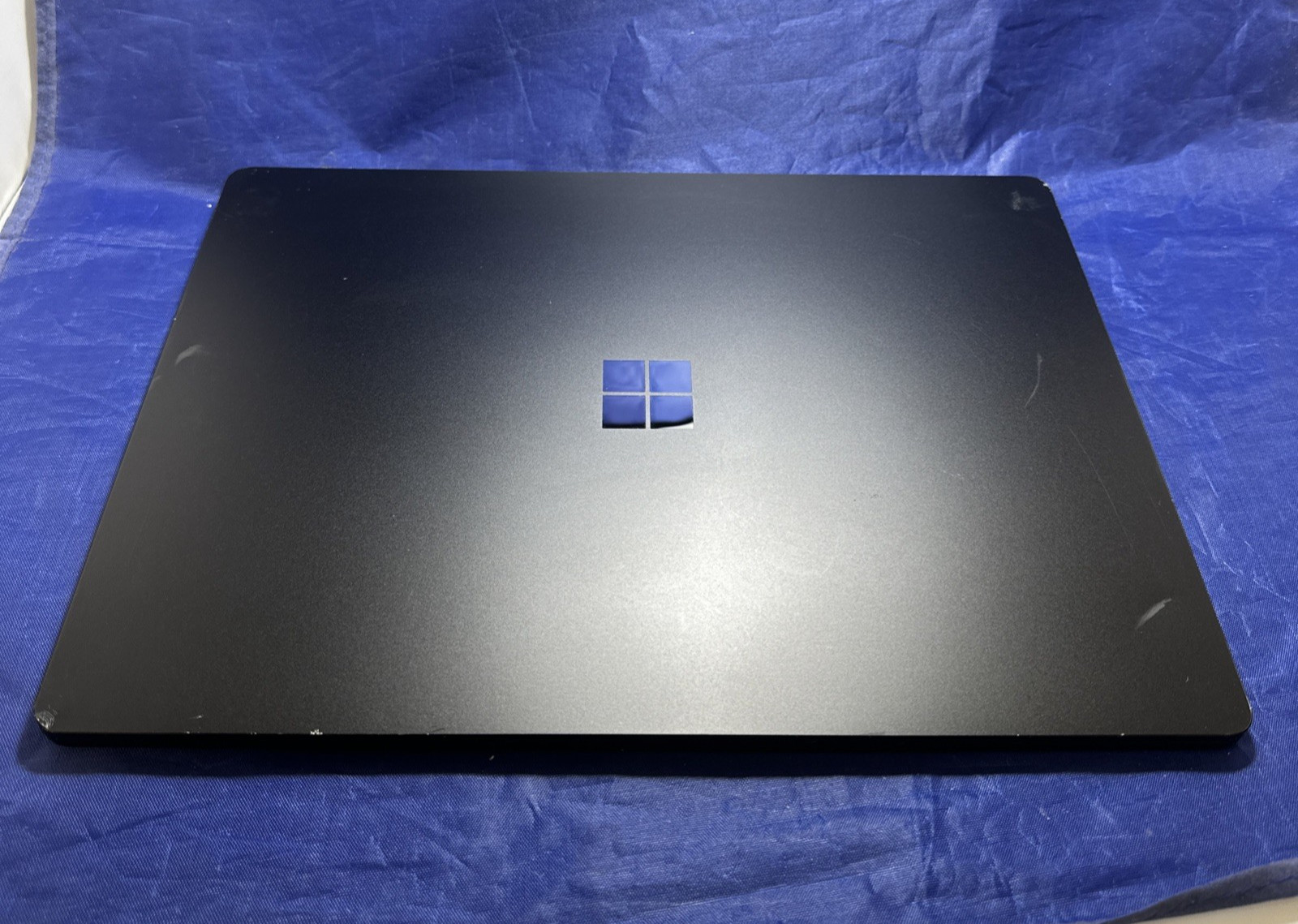 Microsoft Surface Laptop 3 13.5” 16GB 512GB i7-1065G7 1.30GHz Win 11 Pro