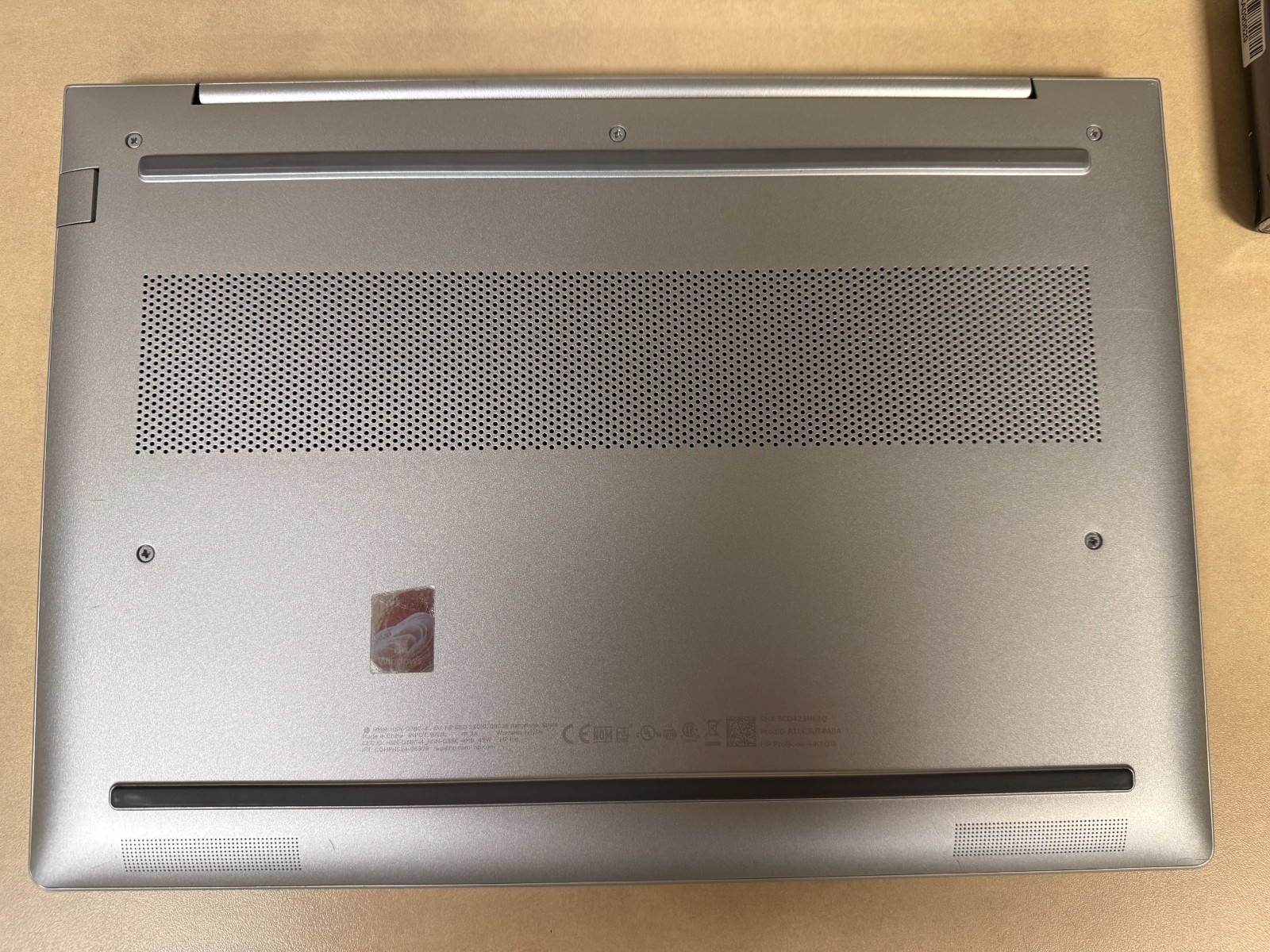 HP ProBook 440 G11 14″ Laptop Intel Ultra 7 155U 32GB 512GB SSD – Cracked LCD