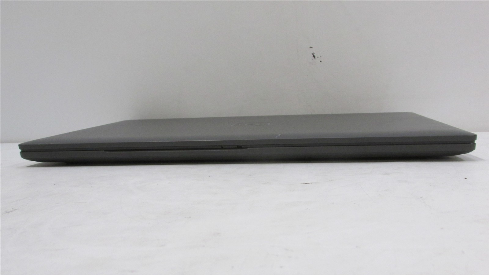 Dell Latitude 3540 i5-1335U 1.3GHz 16GB 256GB NVME 15.6″ W11P DMG/NO BAT/SPOTS