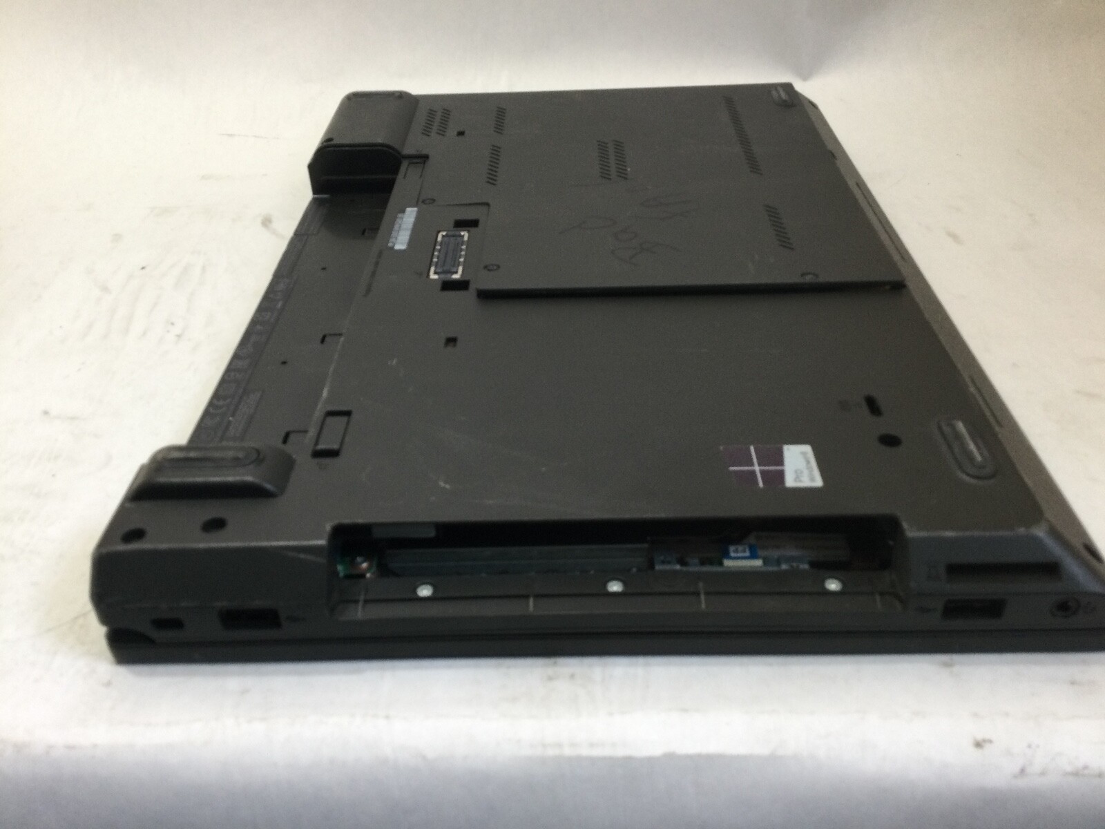 LENOVO THINKPAD L440 – FOR PARTS – MISSING COMPONENTS – READ DESCRIPTION – BB!!!