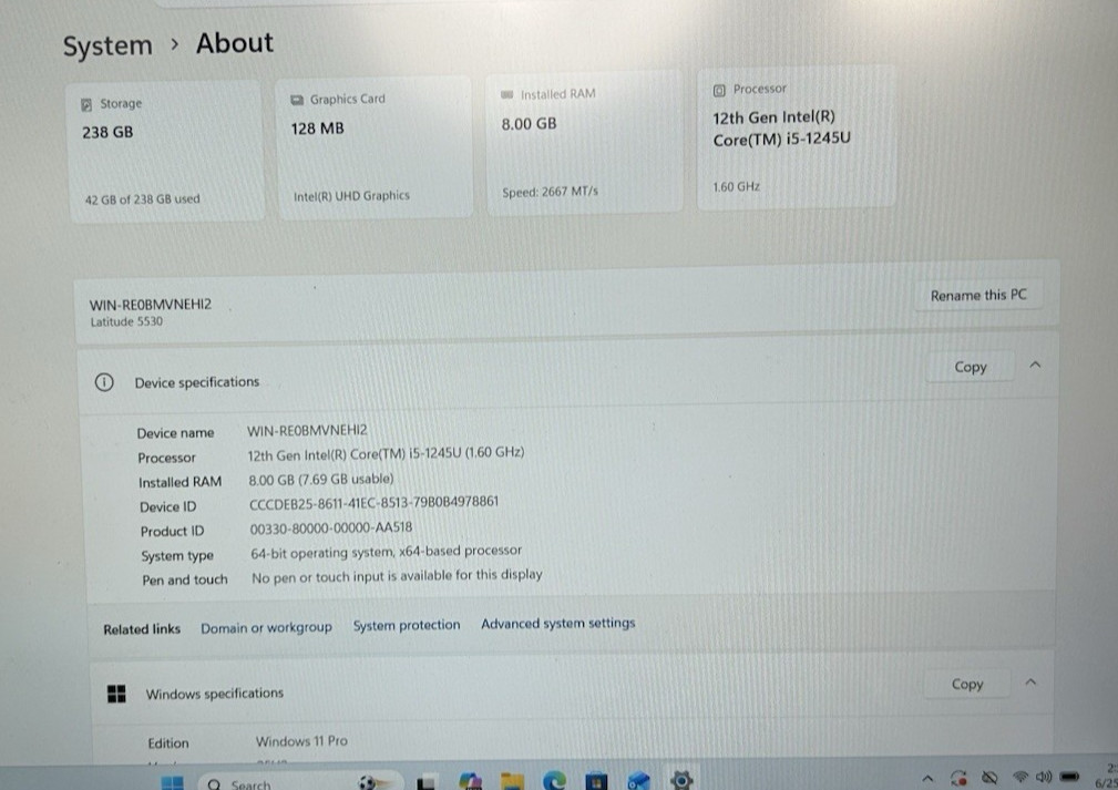 Dell Latitude 5530 15.6″ Laptop Intel i5-1245U – 8GB RAM – 256GB NVMe – W11P