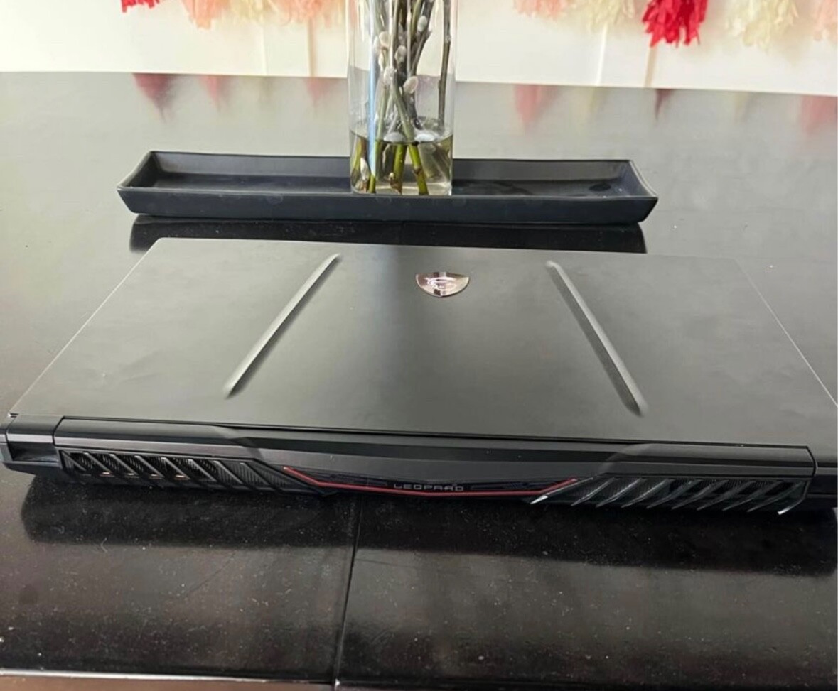 MSI GP75 Leopard 10SFK 17.3” RTX 2070 (512GB SSD+added2t, Intel i7 10th Gen.)
