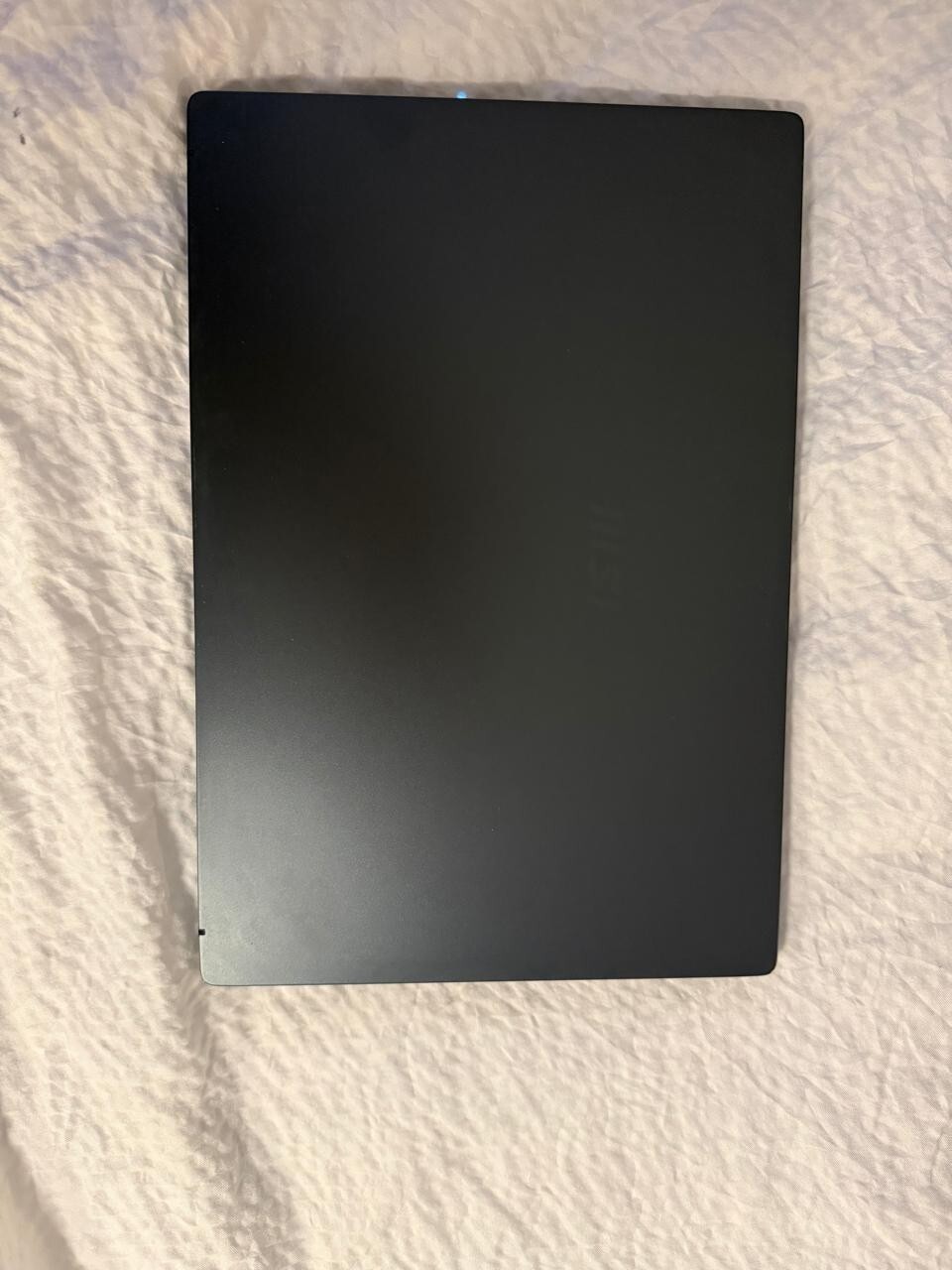 MSI Laptop – Ryzen 5 CPU, 8GB RAM (Expandable), 512 SSD, Pristine Condition