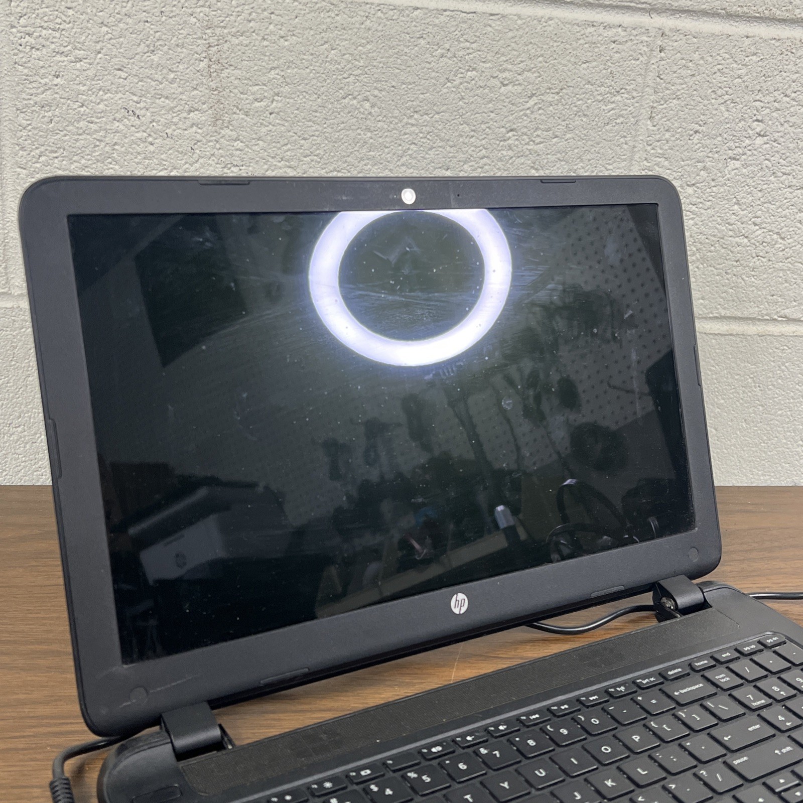 HP 15-f211wm Celeron N2840 2.16GHz 4GB RAM (No HDD, No Battery)
