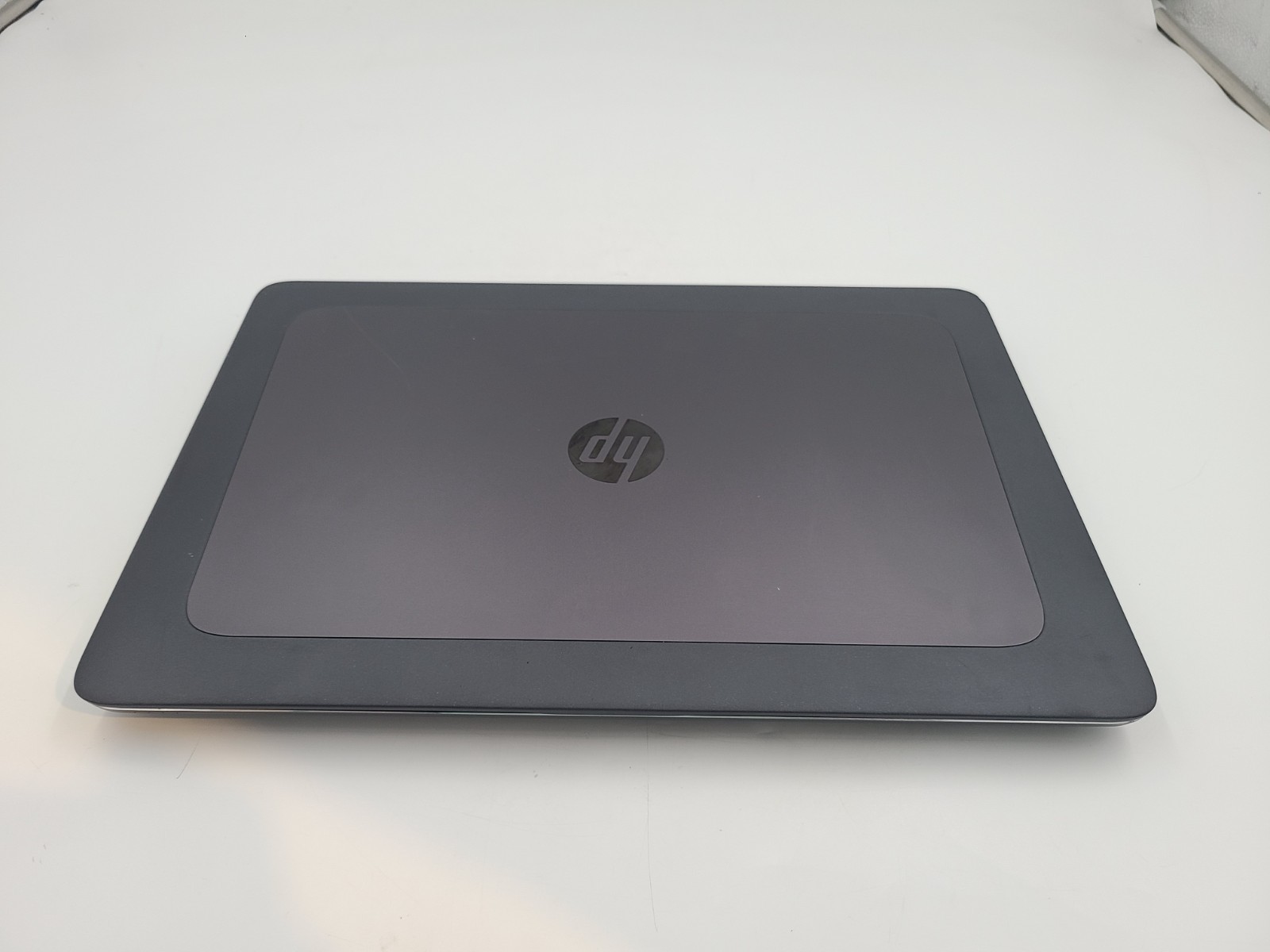 HP zBook 15 G4 i7-7820HQ 2.90GHz 16GB Ram 512GB SSD Win 11 Pro