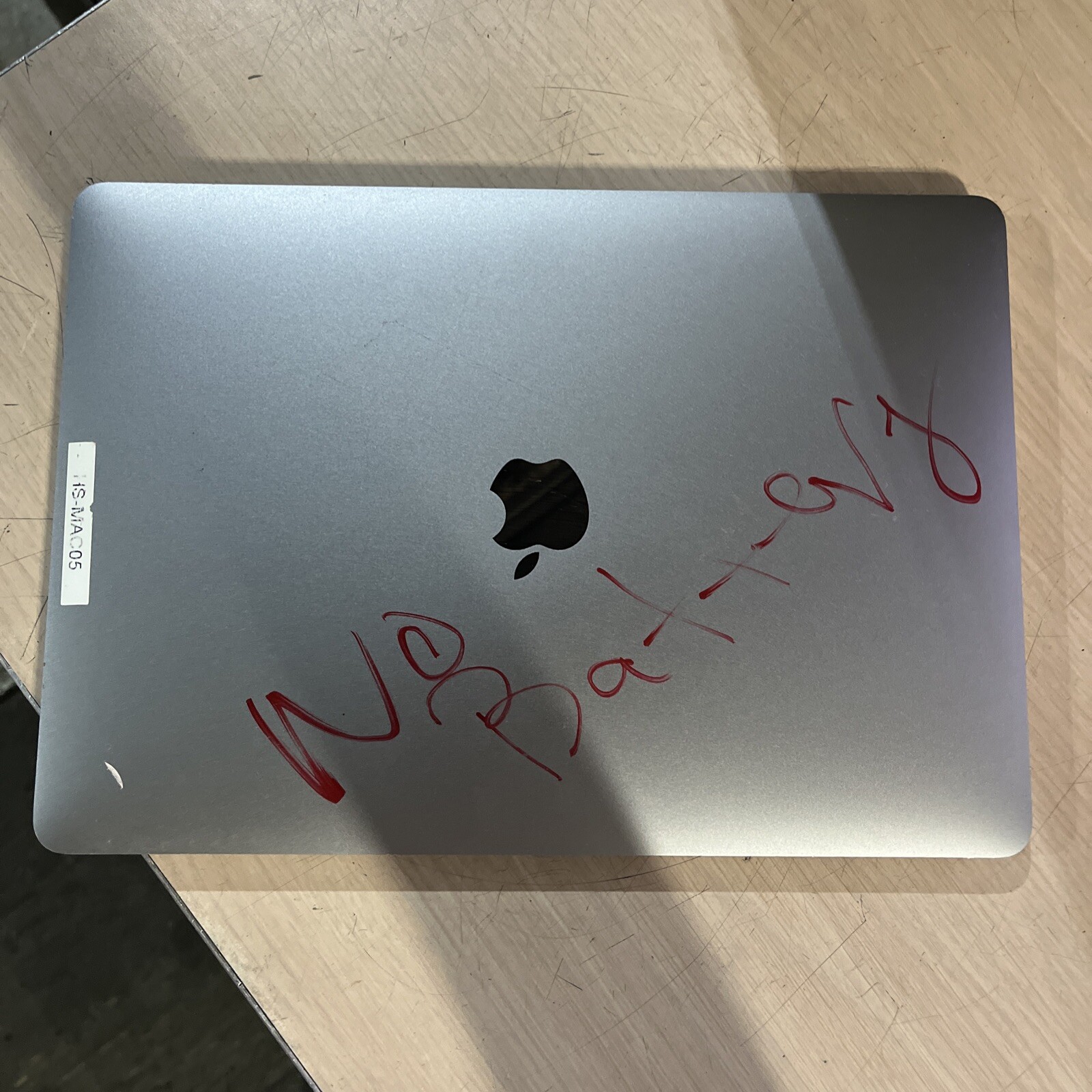 APPLE MACBOOK PRO 13″ MID-2017 CORE I5-7360U 2.3GHZ 8GB RAM NO HD ‘