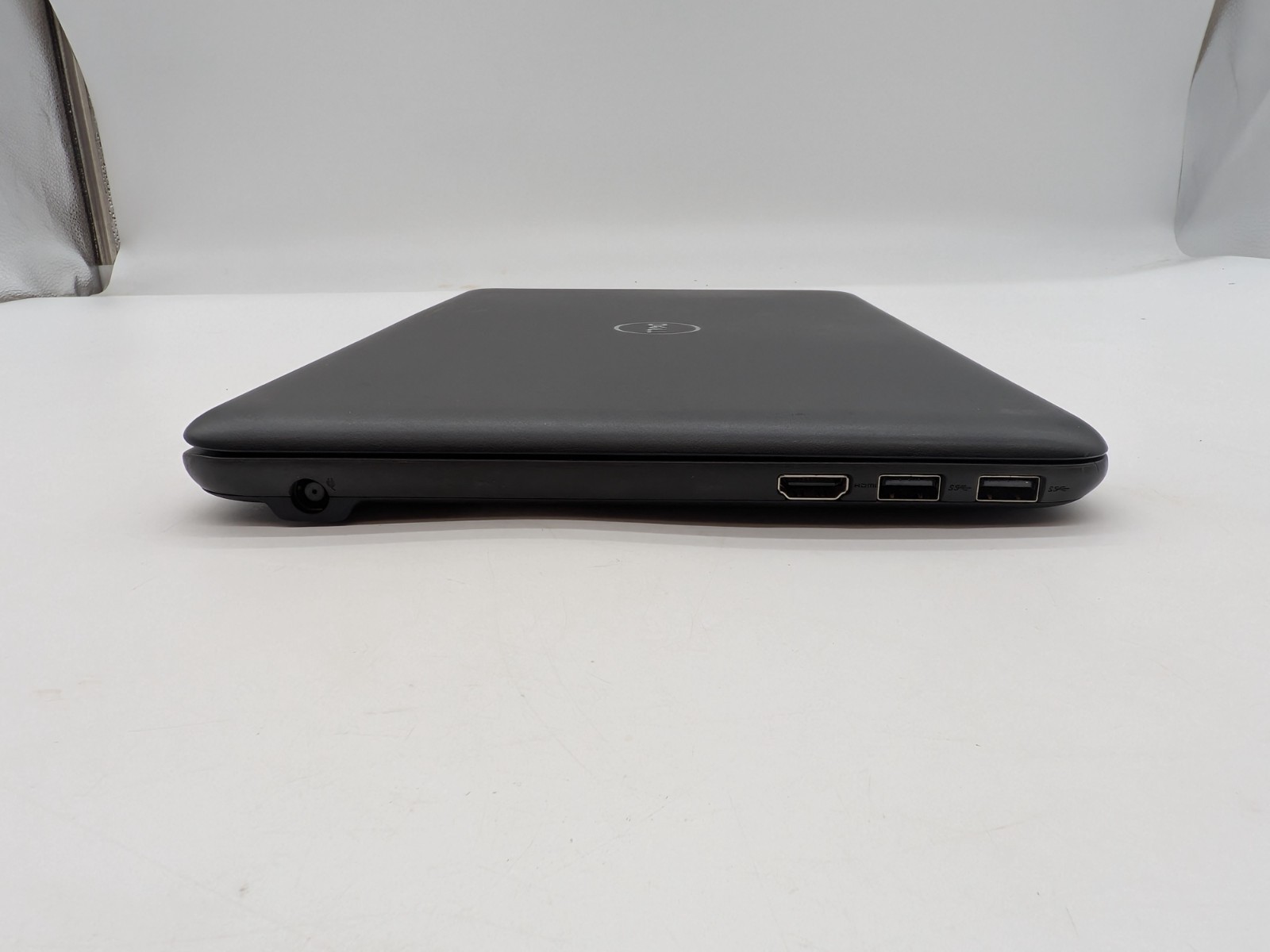 Dell Latitude 3190 Pentium Silver N5030@1.10GHZ 4GB RAM NO HDD/NO OS