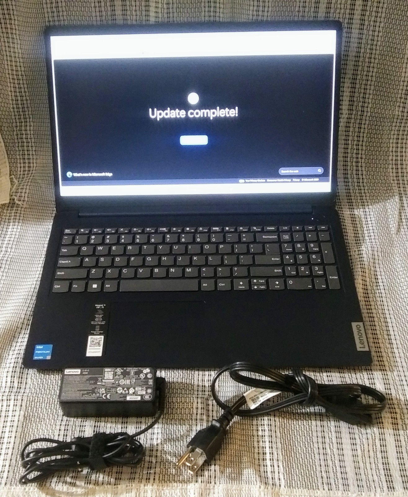 Lenovo IdeaPad 1 15IJL7 82LX0050US 15″ Notebook
