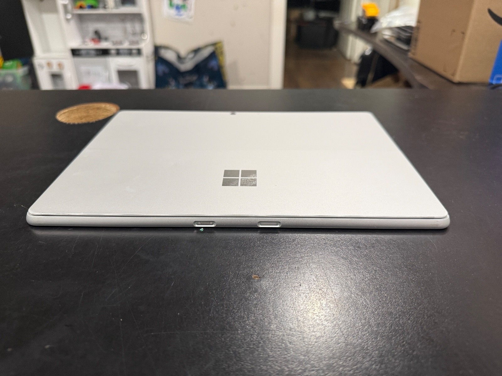 Microsoft Surface Pro 8 1983 2.60GHz i5-1145G7 8GB RAM 256GB SSD Win 11 Pro
