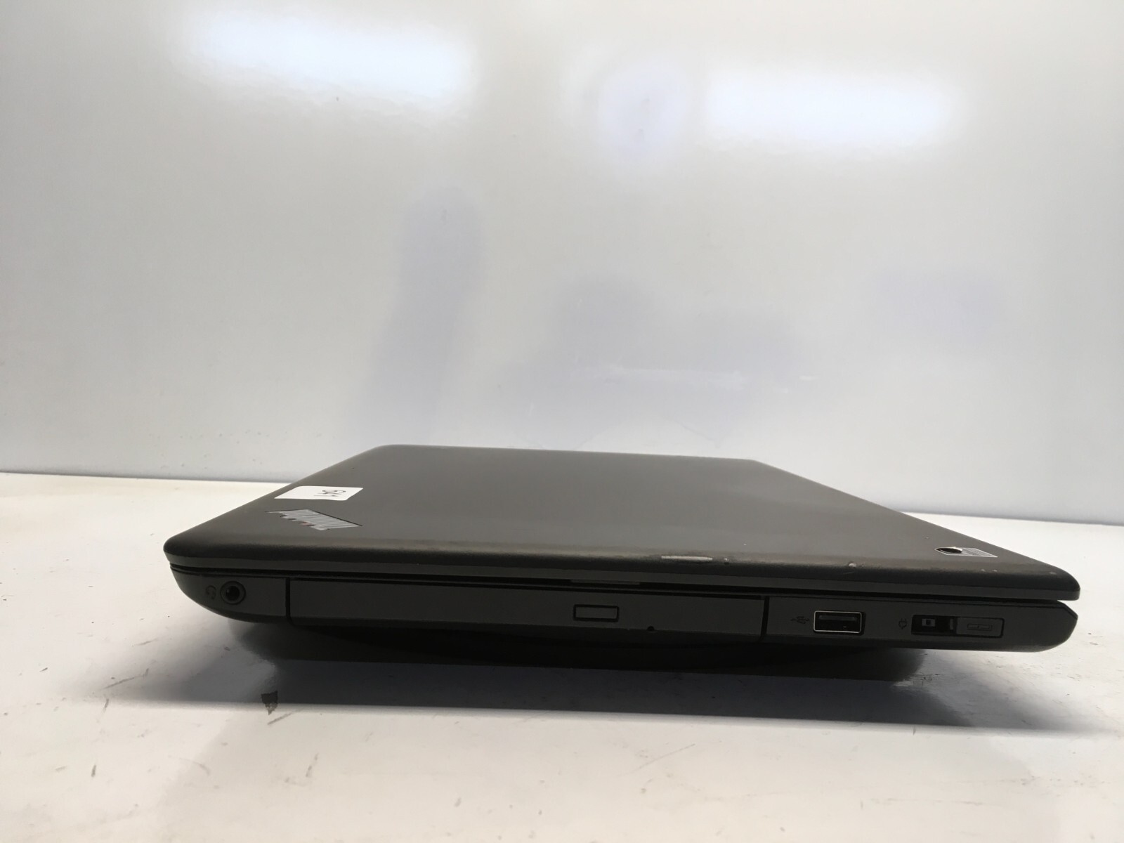 Lenovo ThinkPad E550 Intel i3-4005U 1.7GHz 4 GB NO HDD