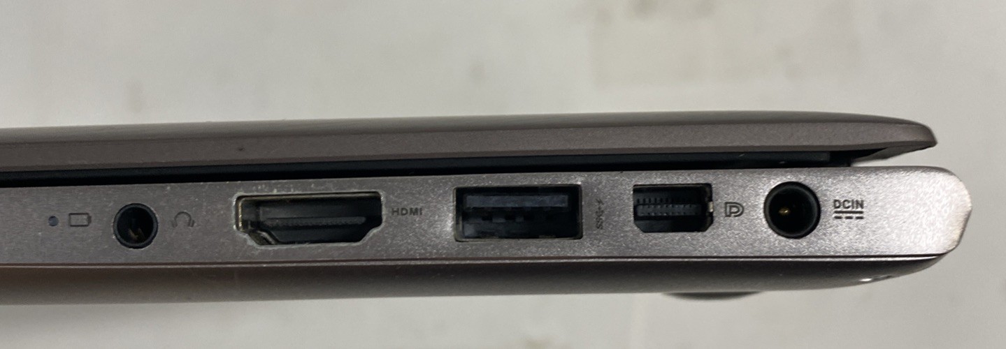 ASUS ZenBook UX303U Laptop FOR PARTS. Does Not Power On. ￼