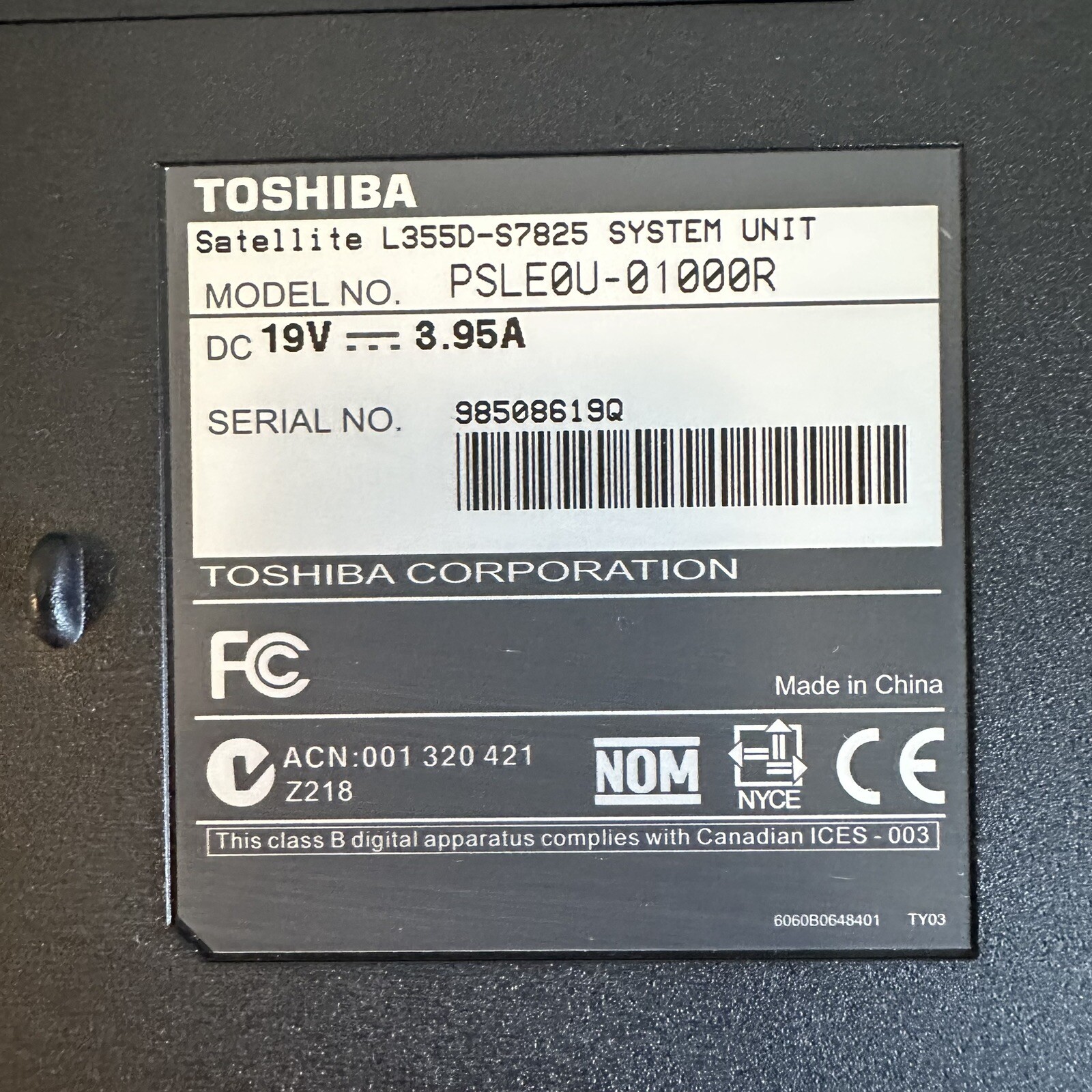17.1” Toshiba Satellite L355D-S7825 Laptop Scraps/Salvage