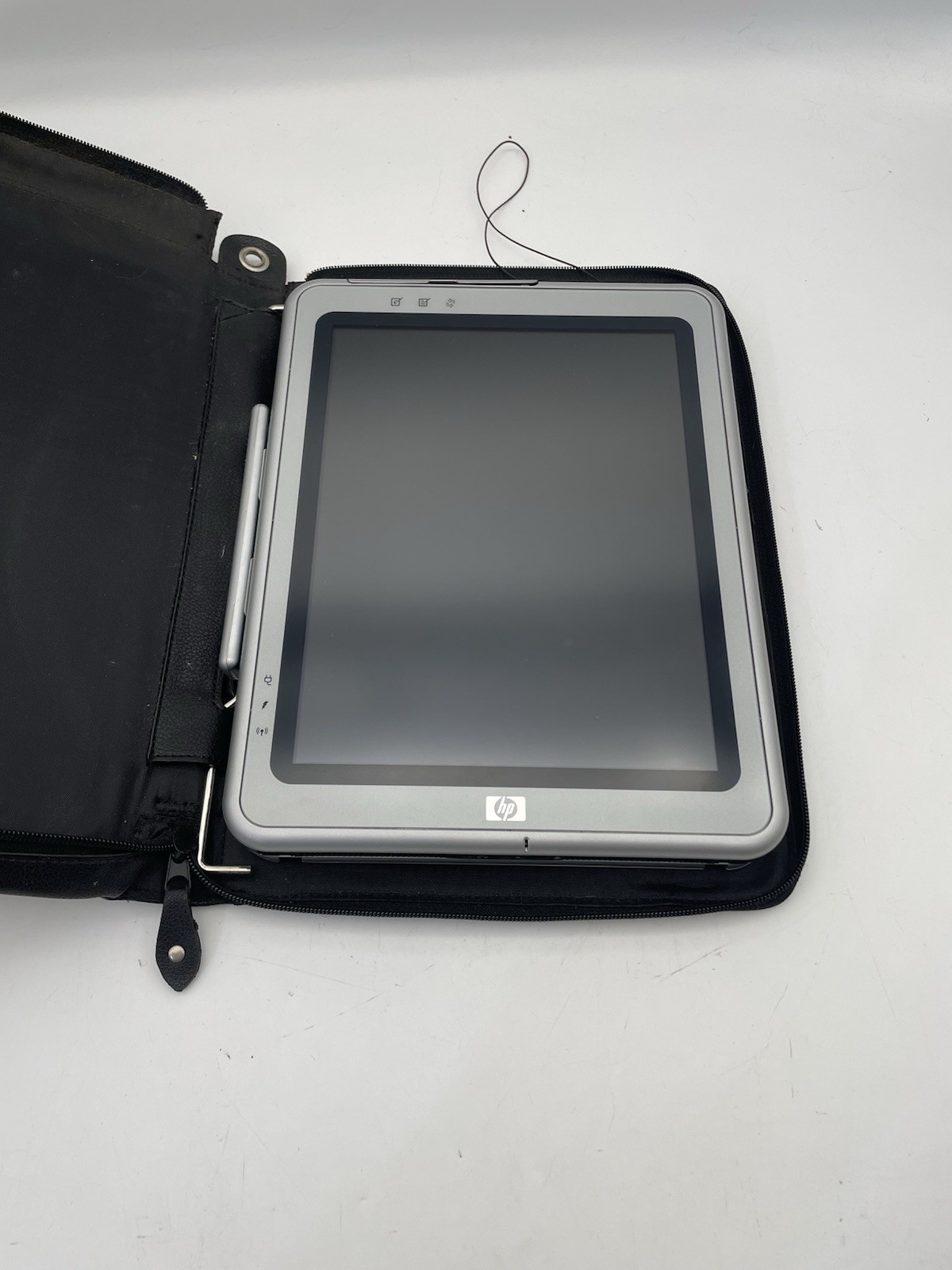 HP TC1100 Windows XP Tablet 1.00GHz w/ Pen , Keyboard Dock and Case