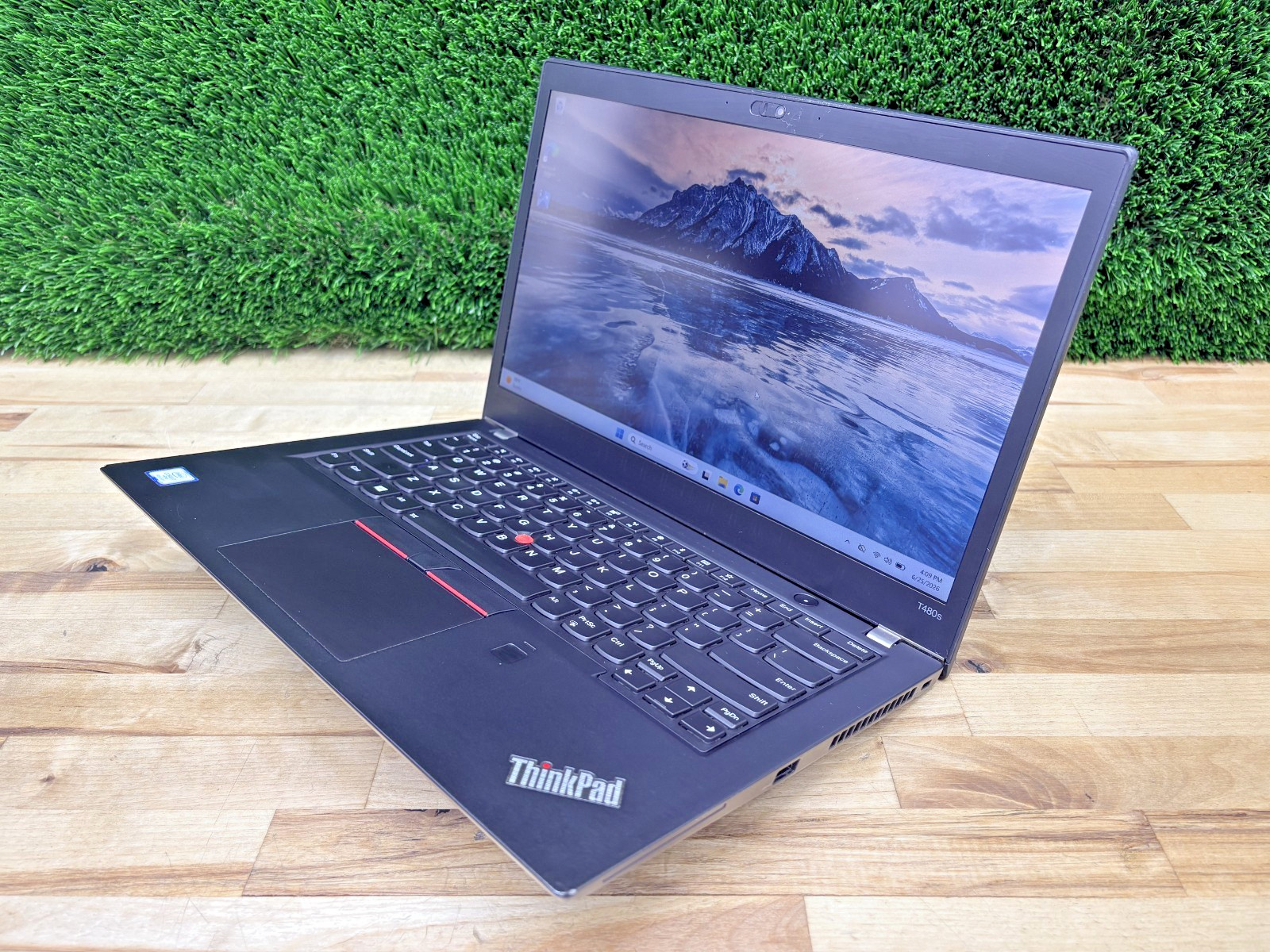 Lenovo ThinkPad T480s Intel i7-8th Gen 1.90GHz 16GB RAM 256GB SSD Windows 11 P*