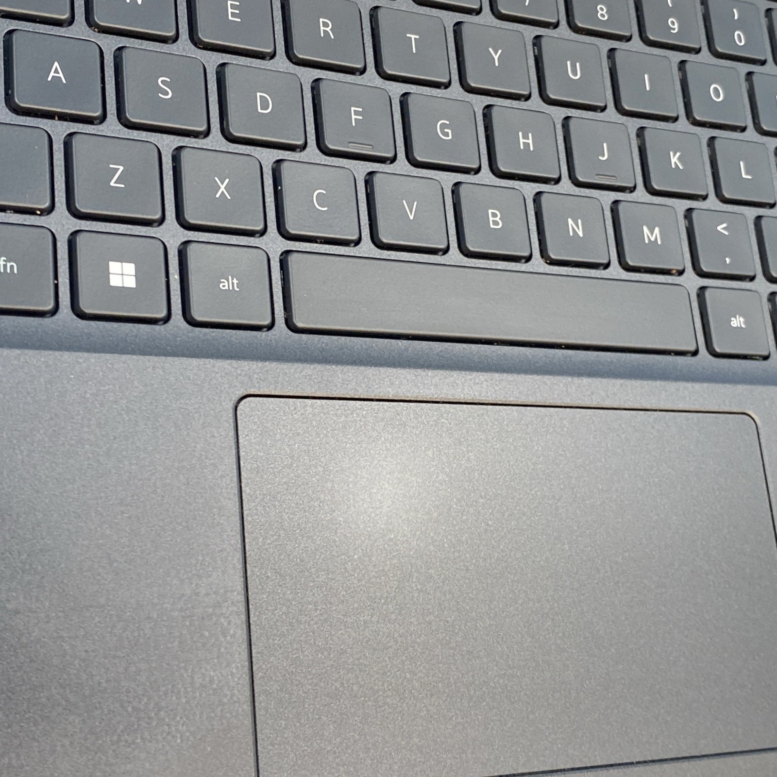 Latitude 7430 | i5-1240P | 16GB RAM | 256GB SSD | NO OS | 68% BATTERY