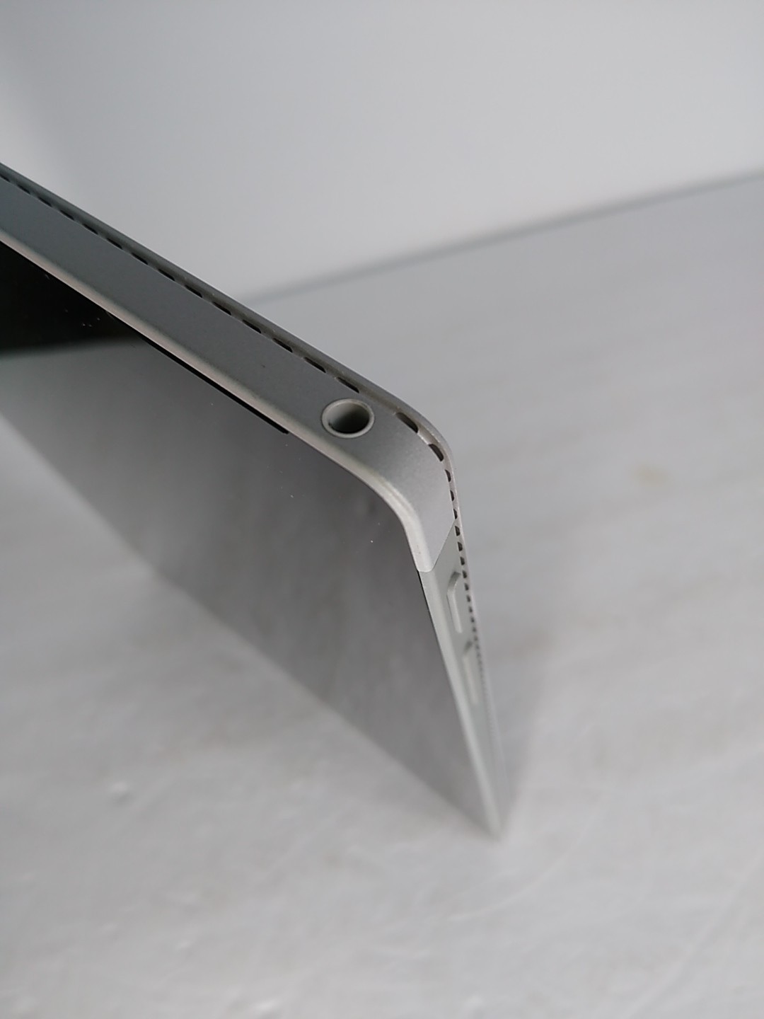 USED Microsoft Surface Pro 4 1724 009794 663653 128gb Factory Reset