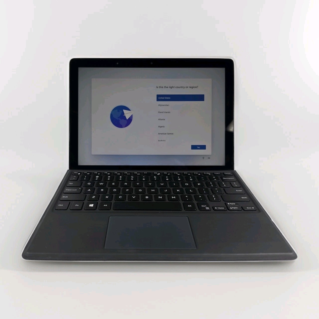 Dell Latitude 5290 2-in-1 FHD Touchscreen i3-8130U 4GB 128GB SSD Windows 11