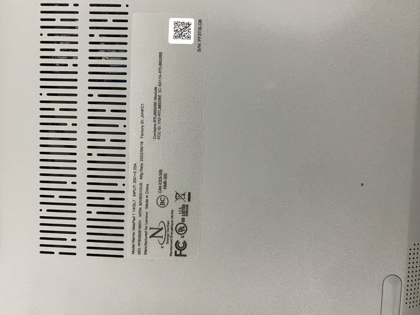 Lenovo IdeaPad 1 14IGL7 14″ Pentium Silver back cover crack an broken screen