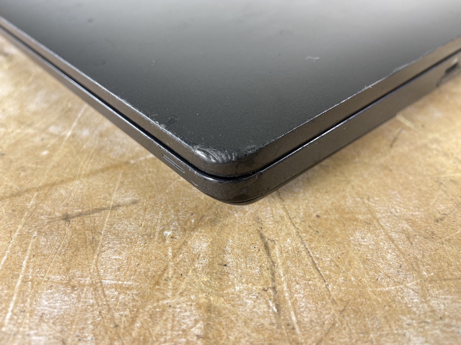 DELL LATITUDE 5500 i5-8365U @ 1.60GHz, 4GB RAM, NO HDD/OS