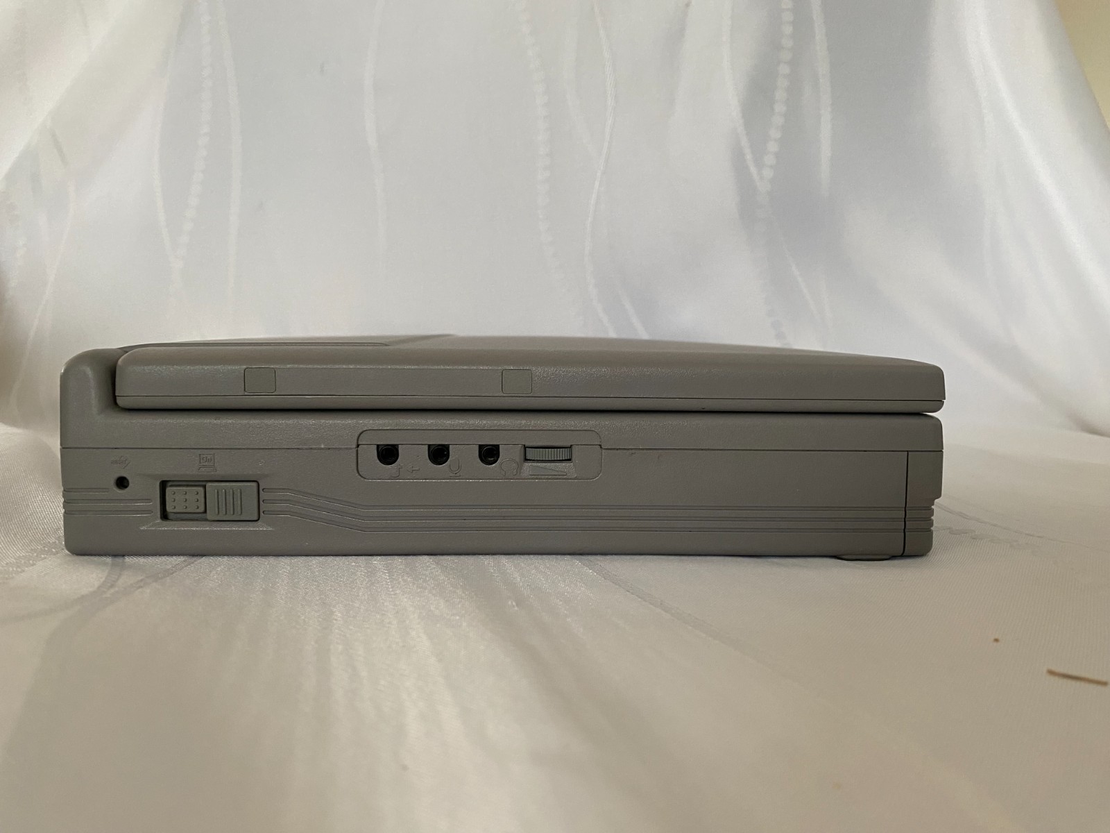 Vintage Toshiba Satellite 4010CDS / 4.0 Laptop w/ Charger – Read Description